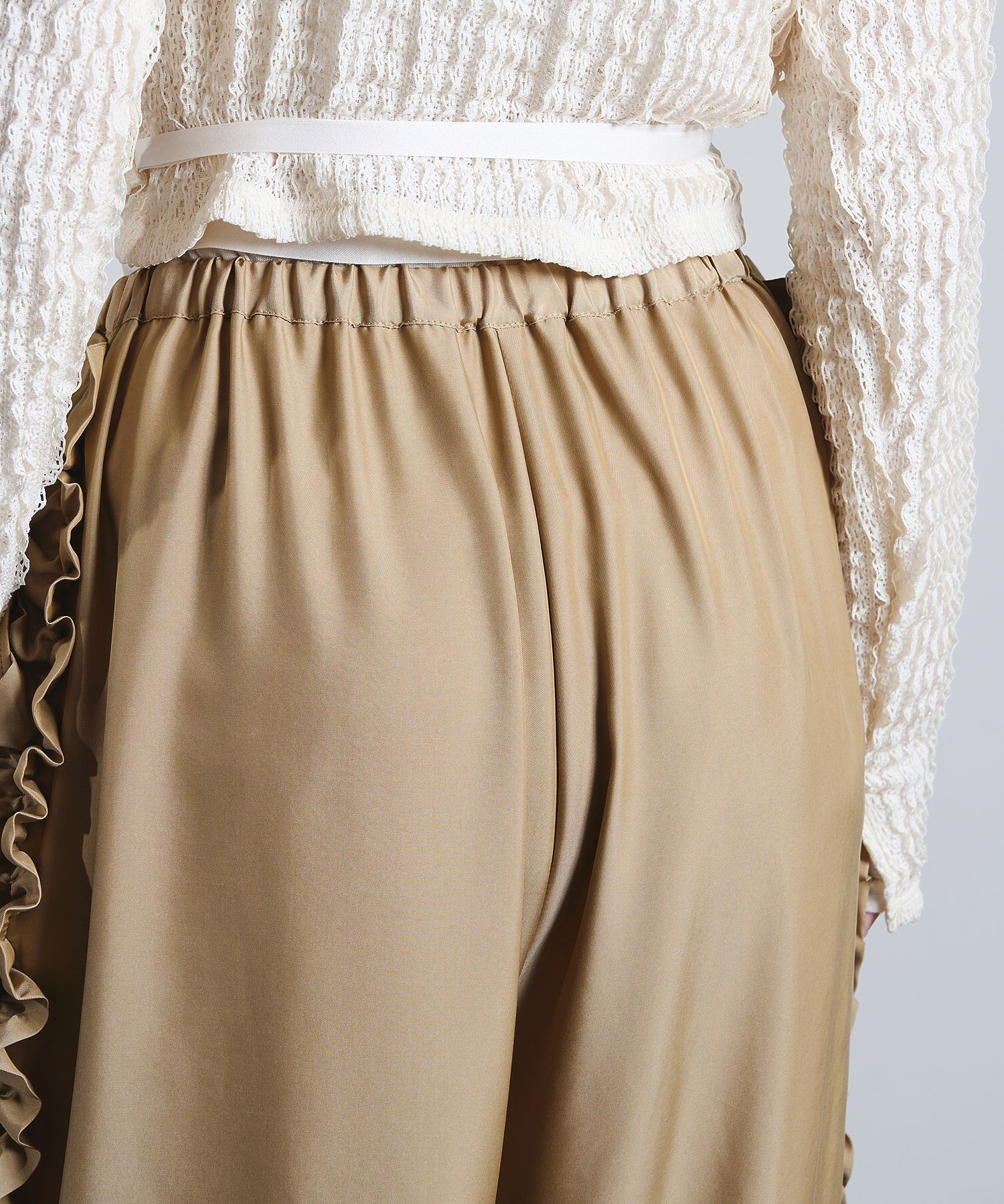mici/SIDE FRILL PANTS