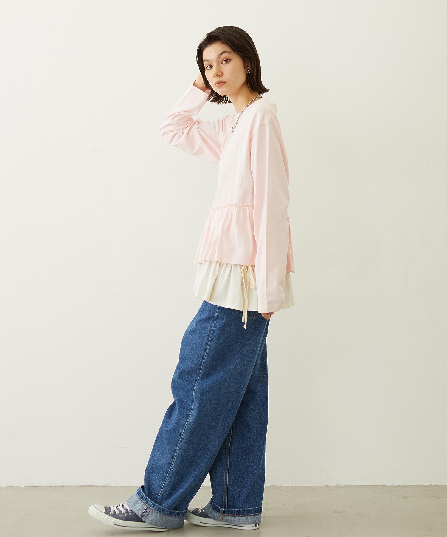 ASYMMETRIC FRILL TOP