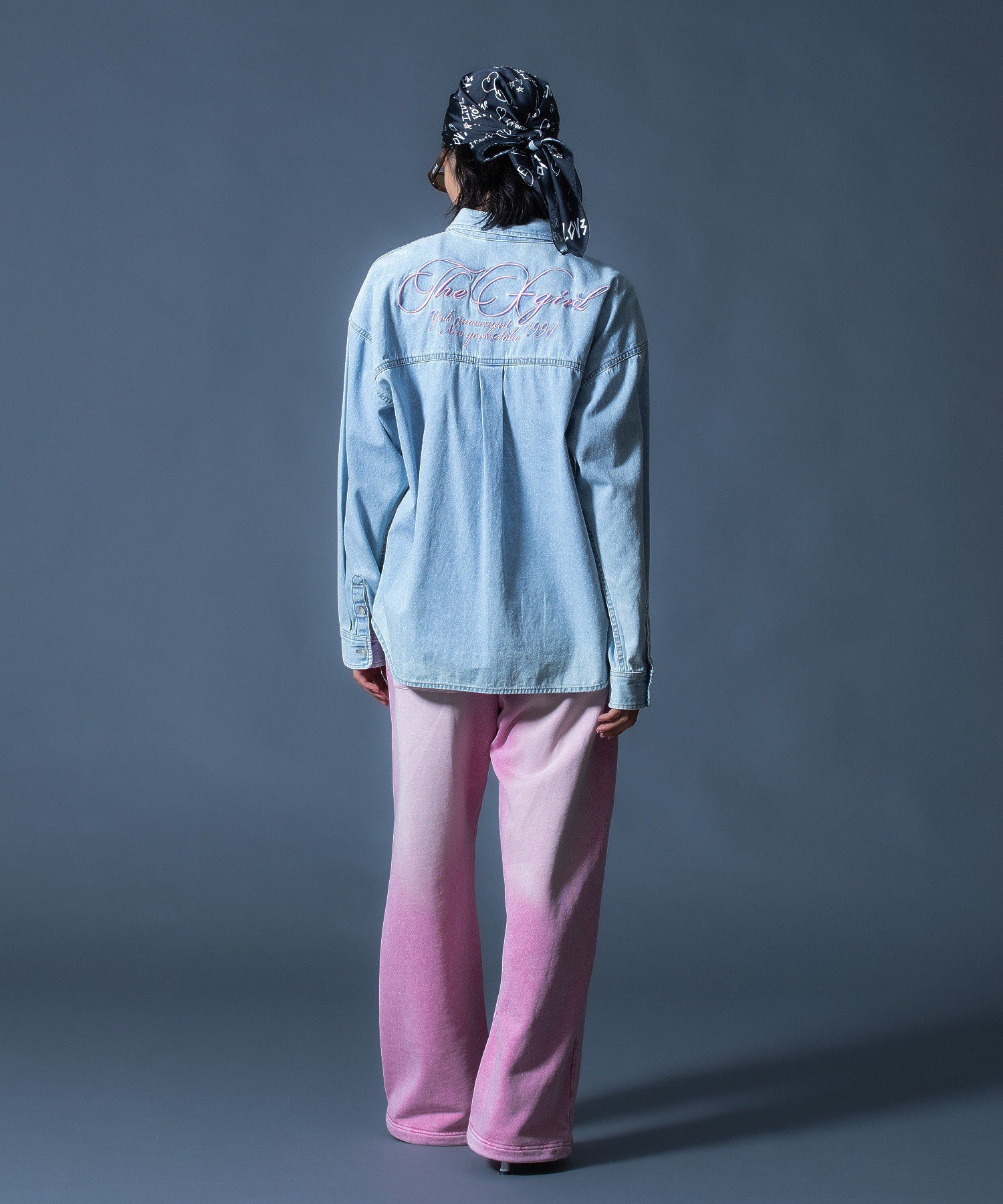 SCRIPT LOGO BLEACHED DENIM SHIRT