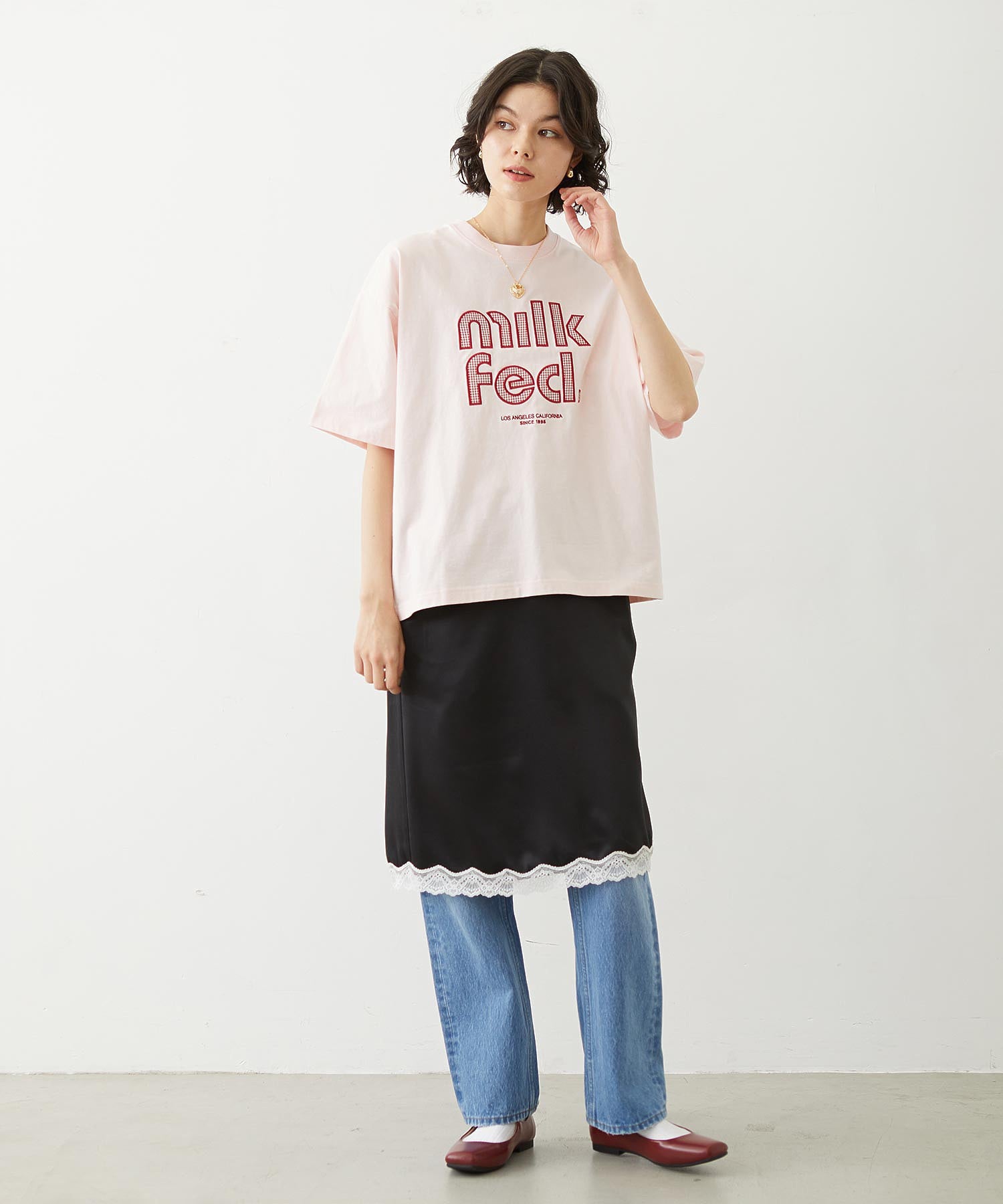 STRAIGHT DENIM PANTS