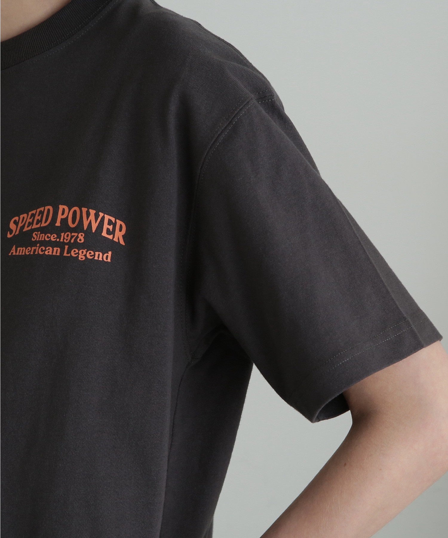 【WEB・一部店舗限定】クラシックカーイラストTシャツ