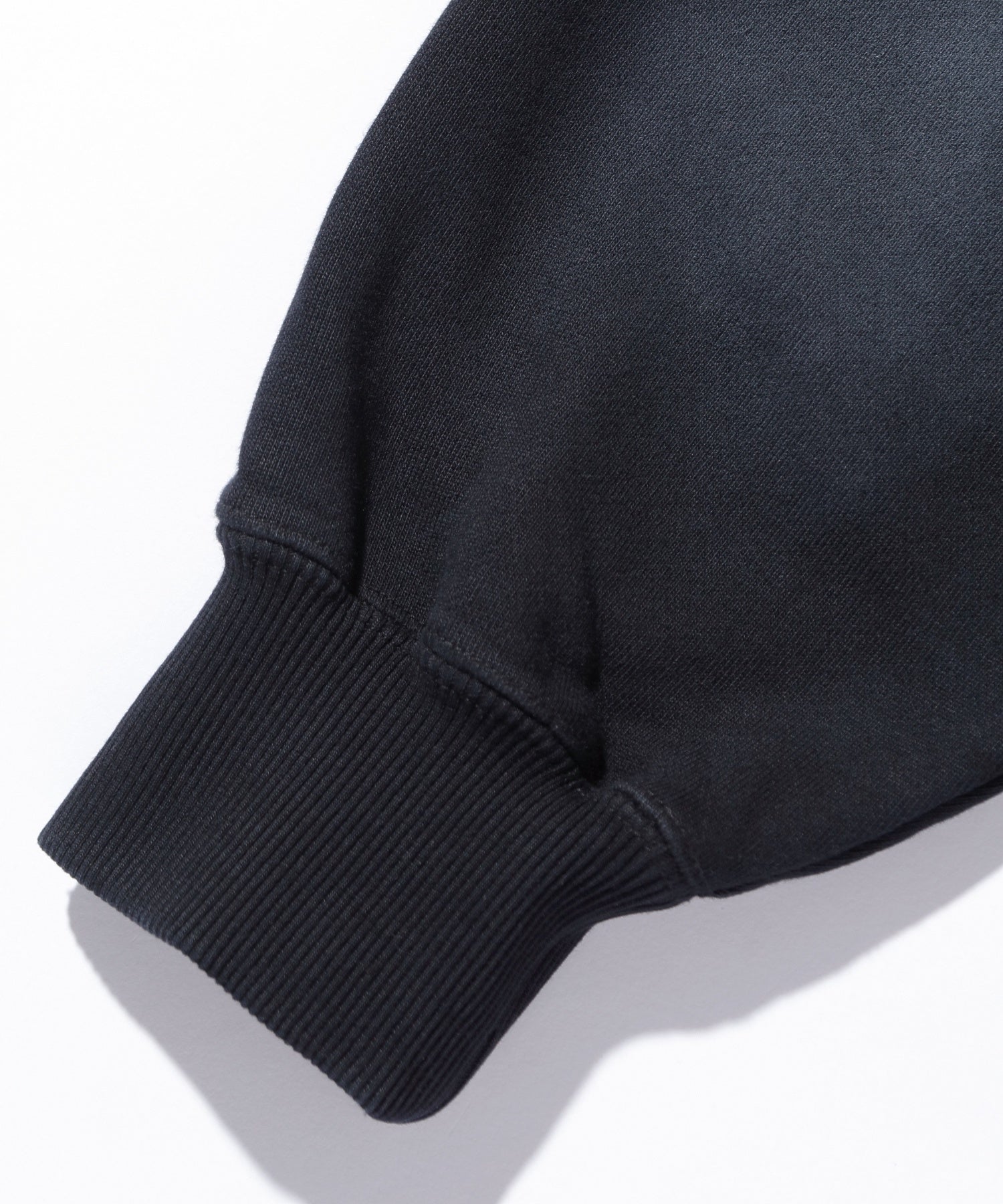 HALF ZIP UP HOODED SWEATSHIRT