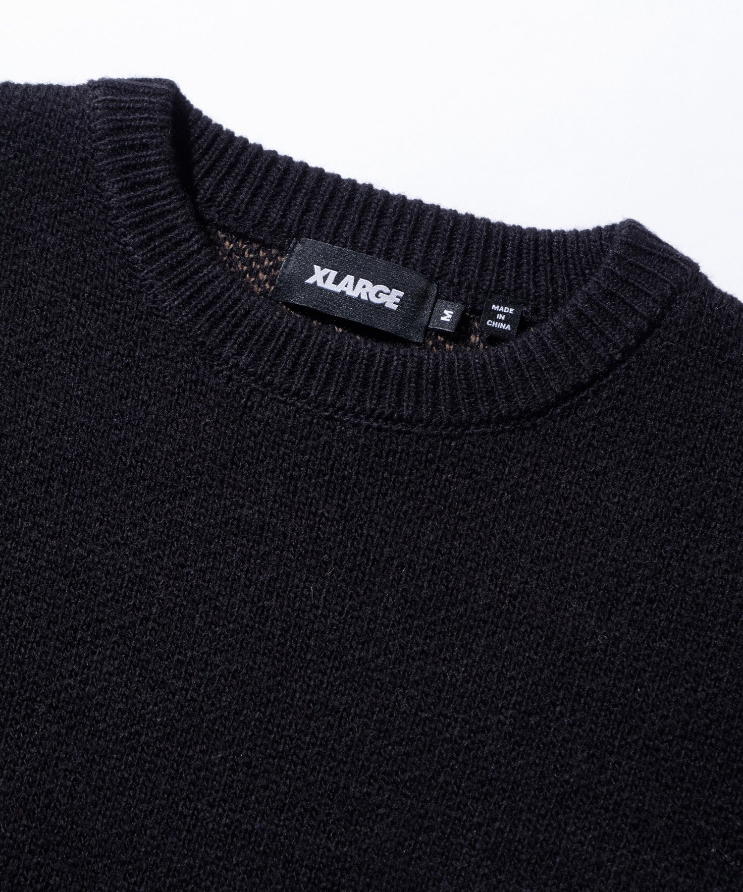 ONE CHU CREWNECK KNIT SWEATER