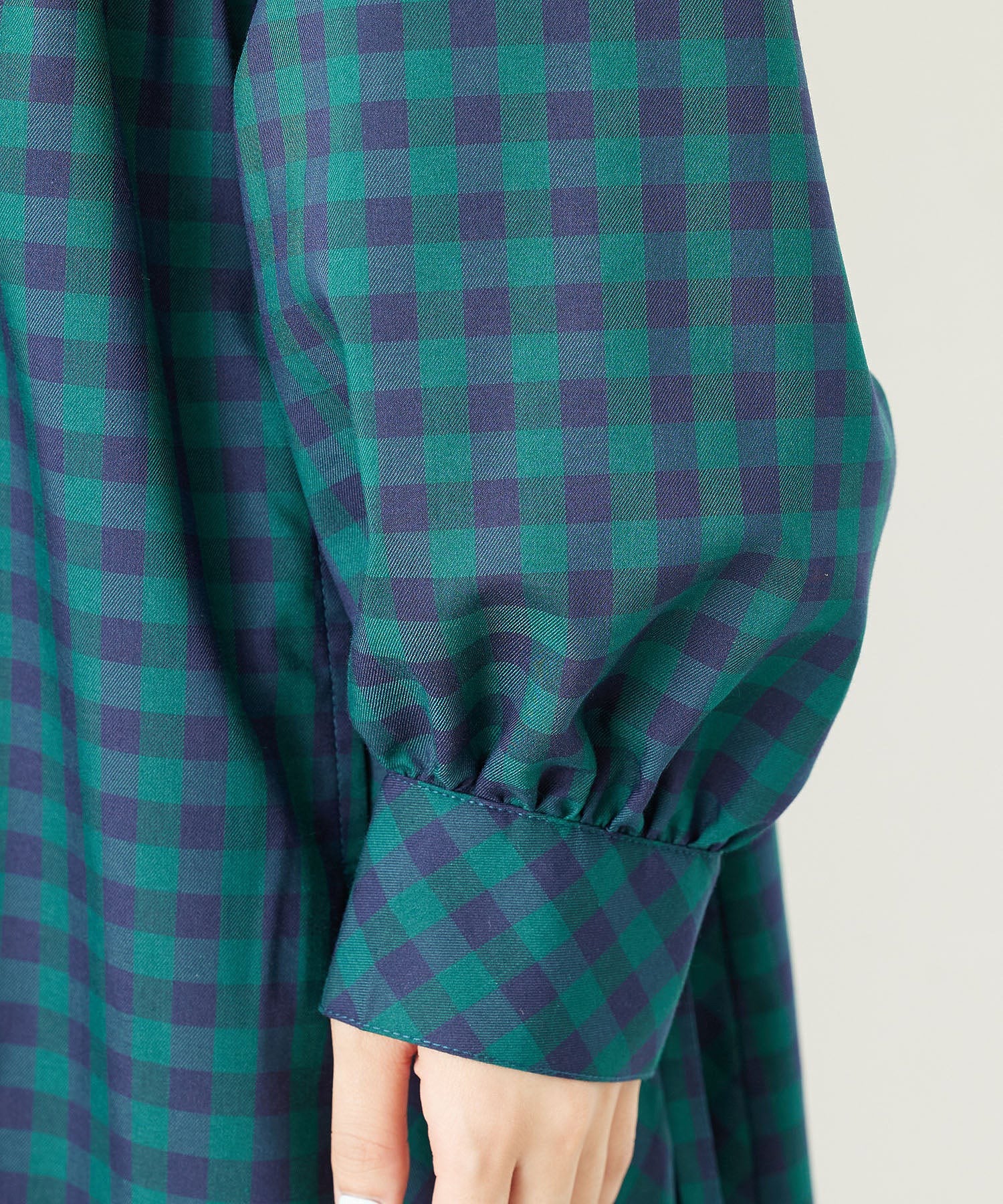 SIDE RIBBON PLAID DRESS MILKFED.