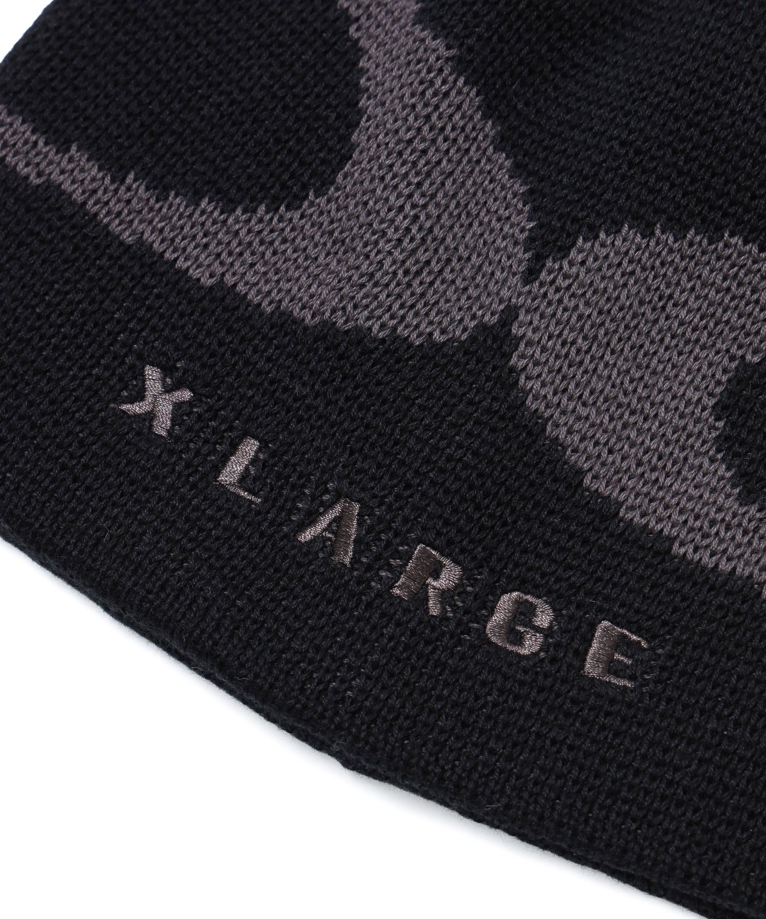 X LOGO BEANIE