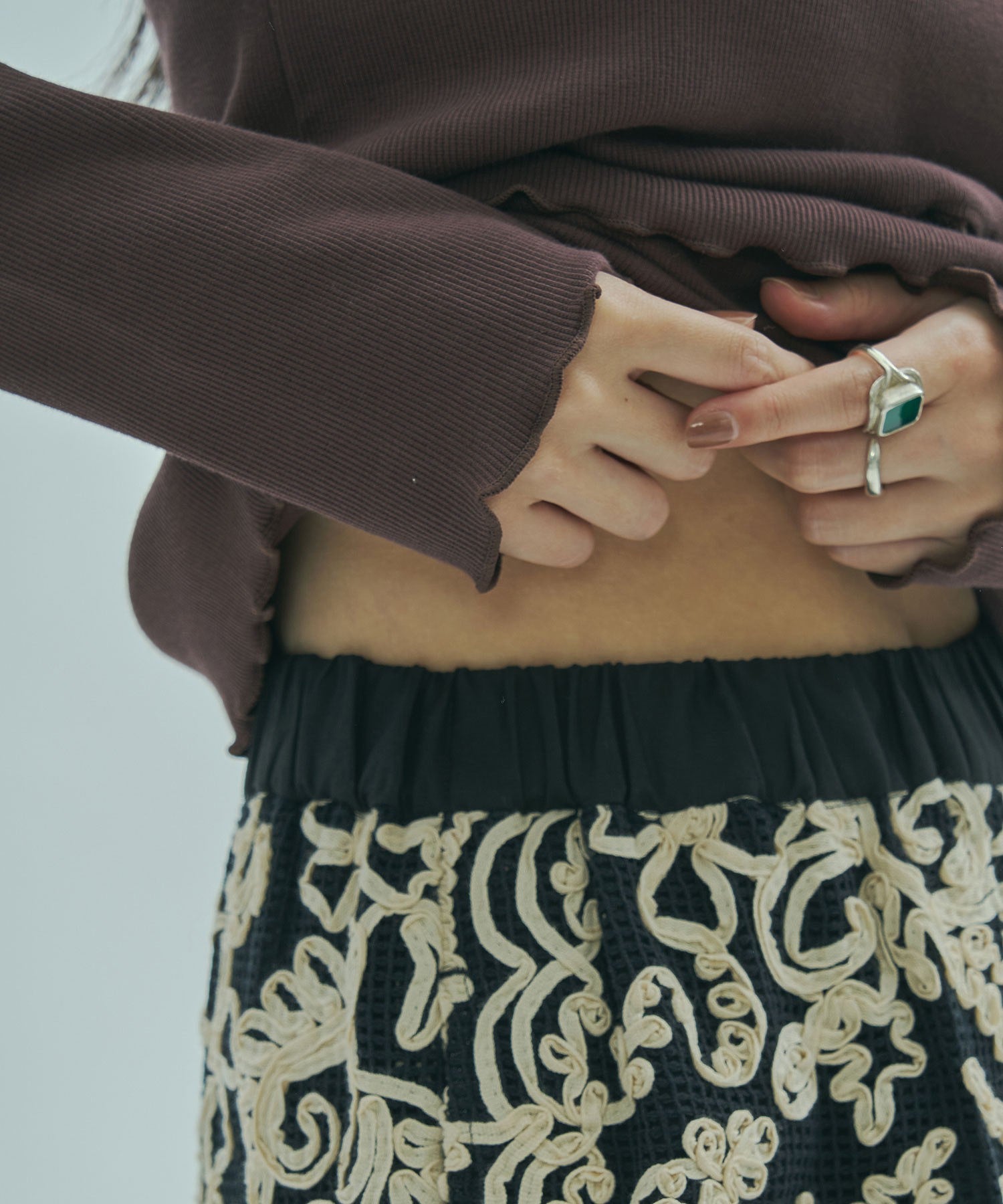 mag.by c/LAYERED RIB TOP