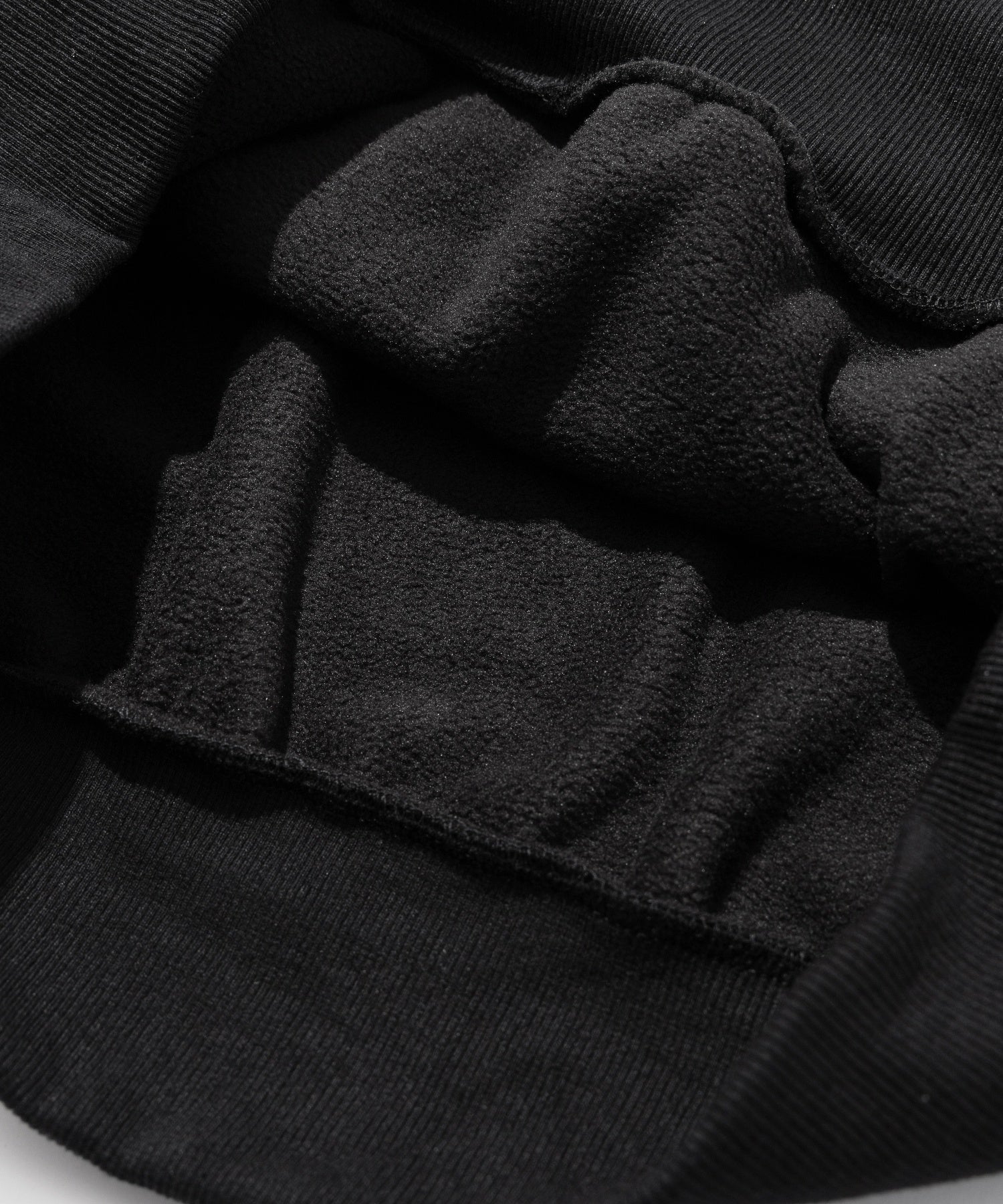 FLEECE SWEATSHIRT