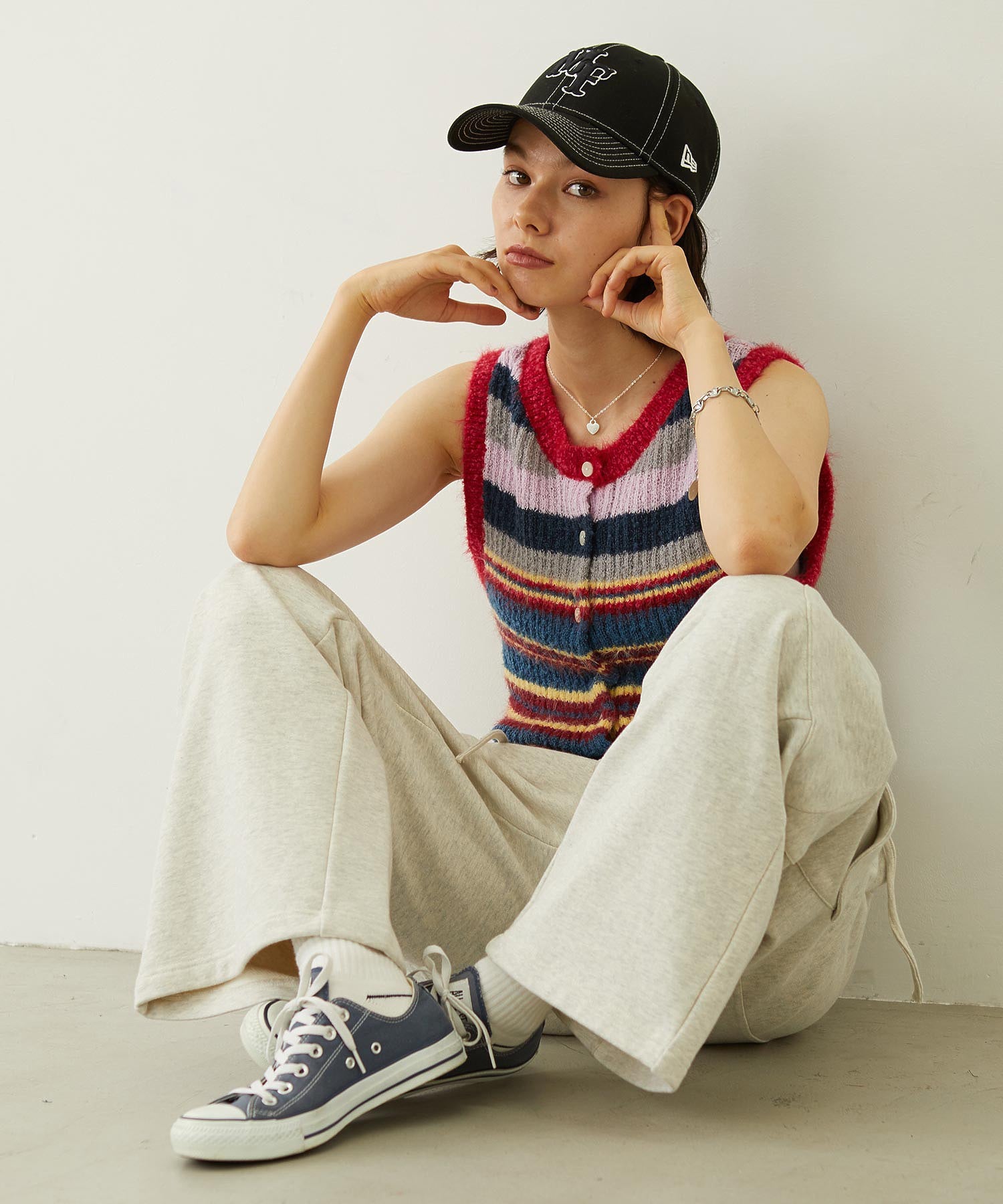 GATHERED POCKET SWEAT CARGO PANTS