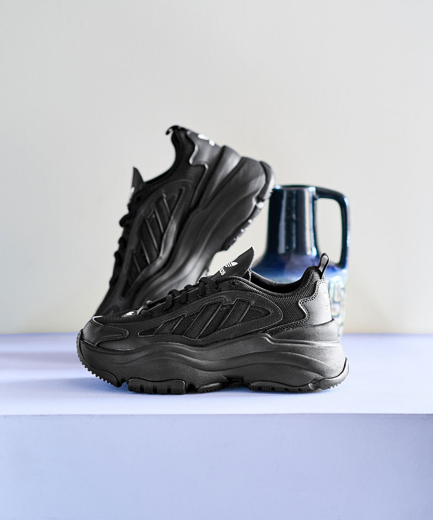 ADIDAS/OZGAIA W