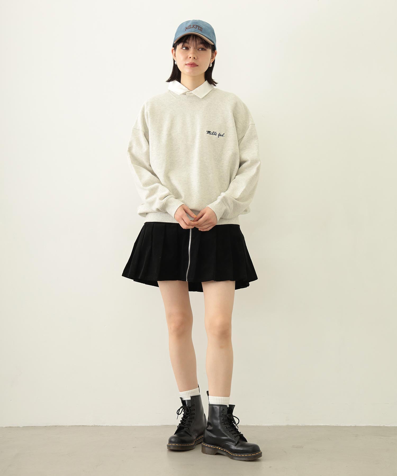 ICING LOGO WIDE CREW SWEAT TOP