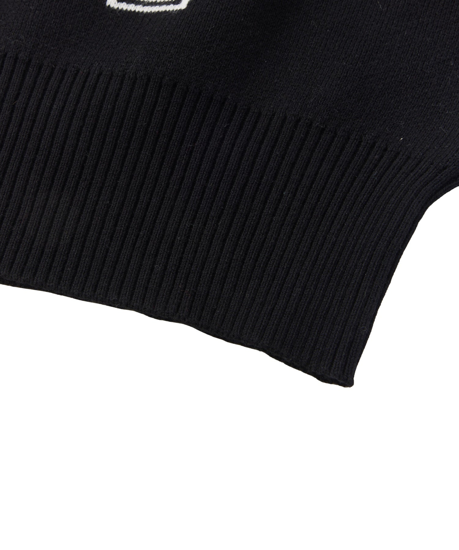 NUMBER JACQUARD COMPACT KNIT TOP