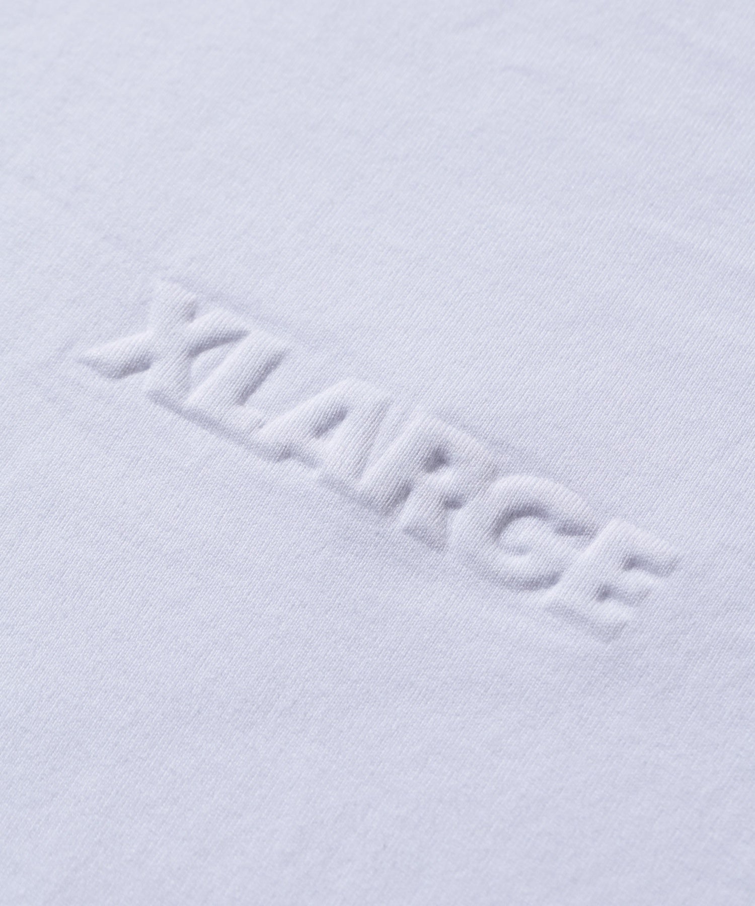 EMBOSSED STANDARD LOGO S/S TEE