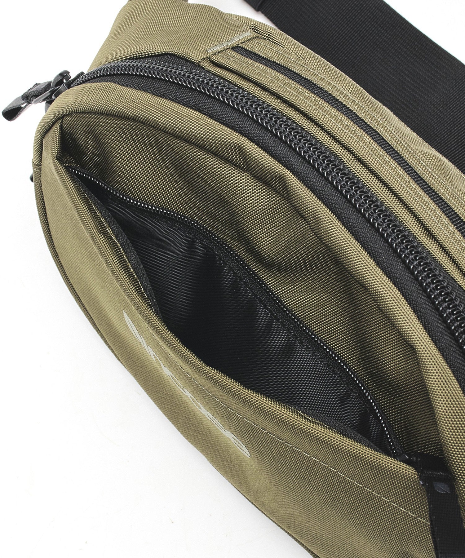 Grid Waist Bag - Olive