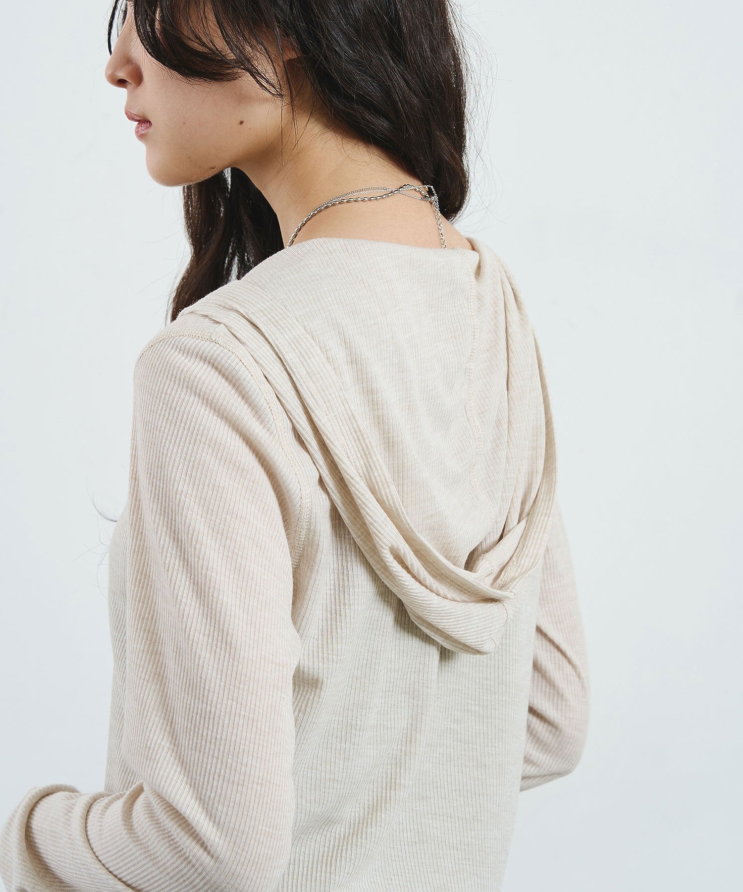 HOODED HENLEY RIB TOP
