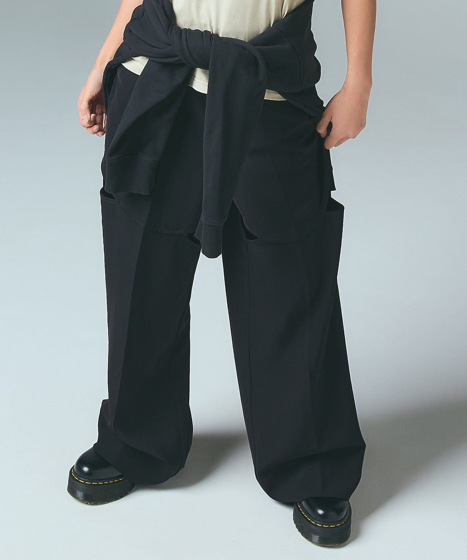 CURVED CUT PANELED PANTS