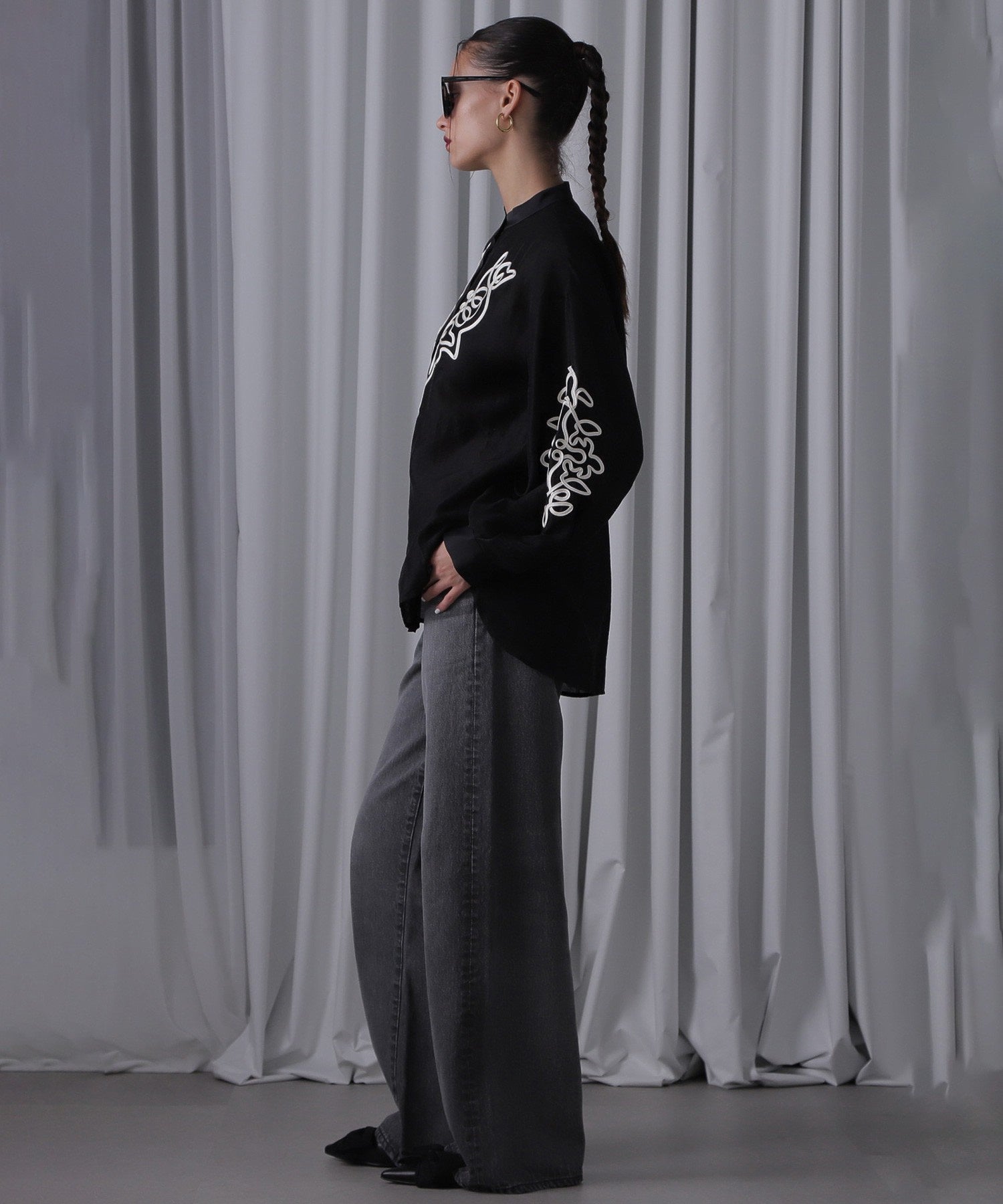 コードエンブロイダリーブラウス