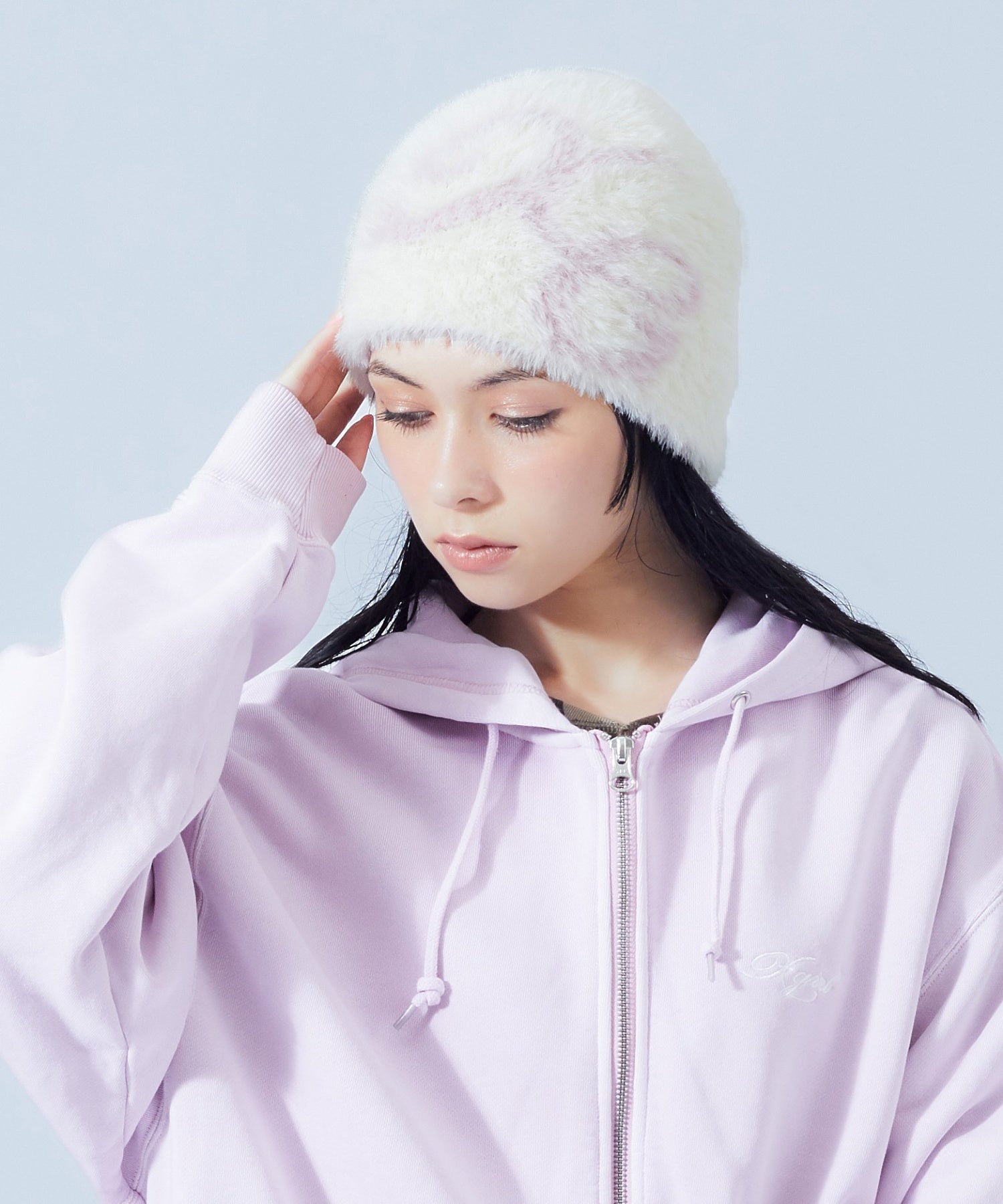 LOGO JACQUARD SHAGGY BEANIE