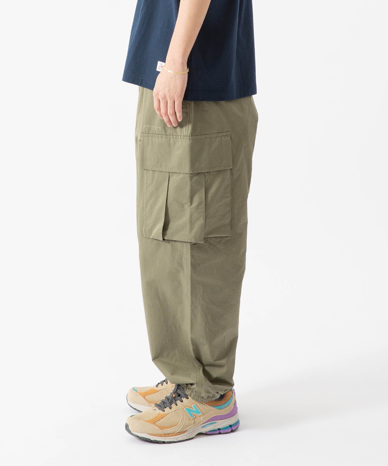 MODEL 身長178cm / 着用サイズ：Lサイズ