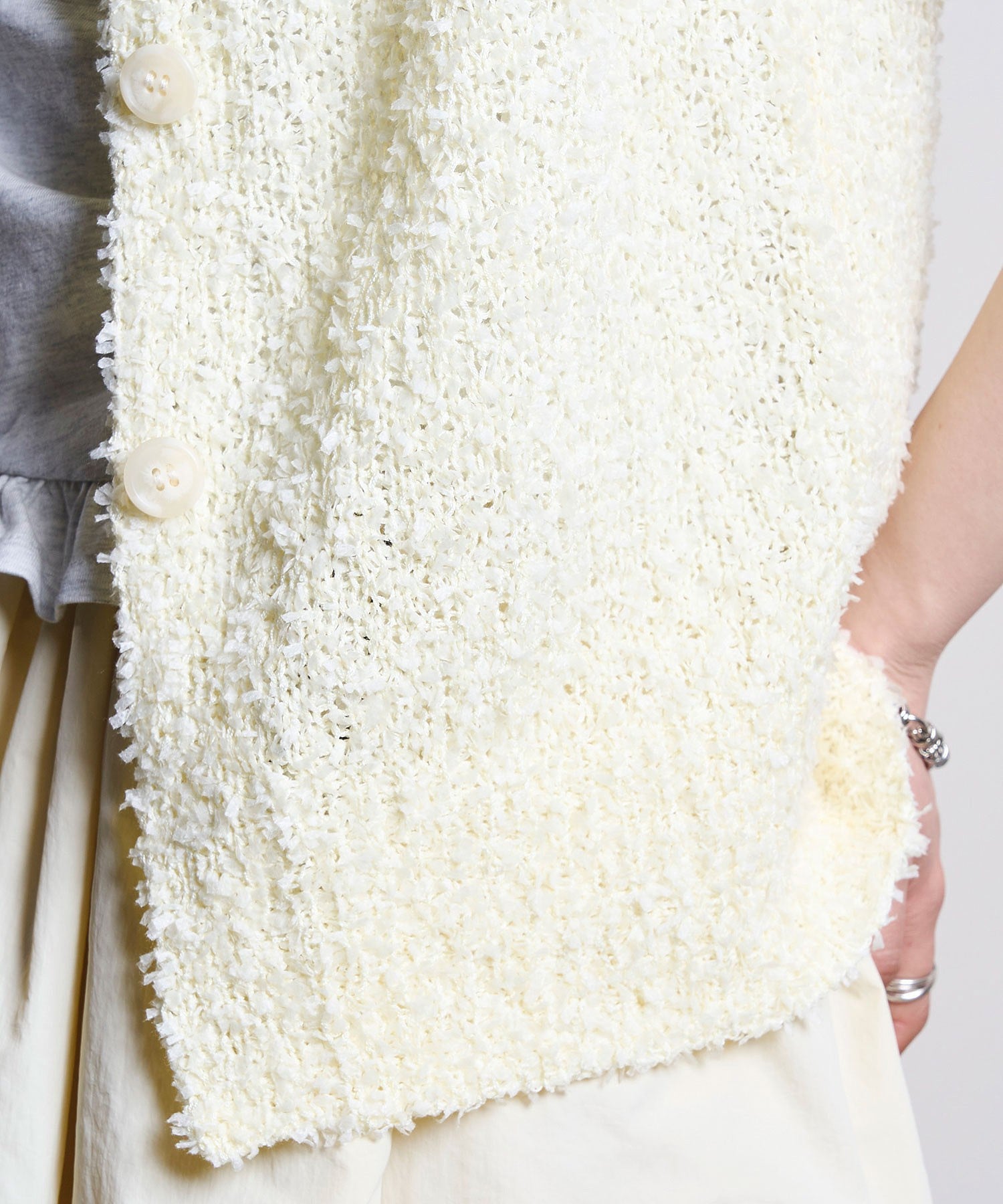 TAPE YARN VEST