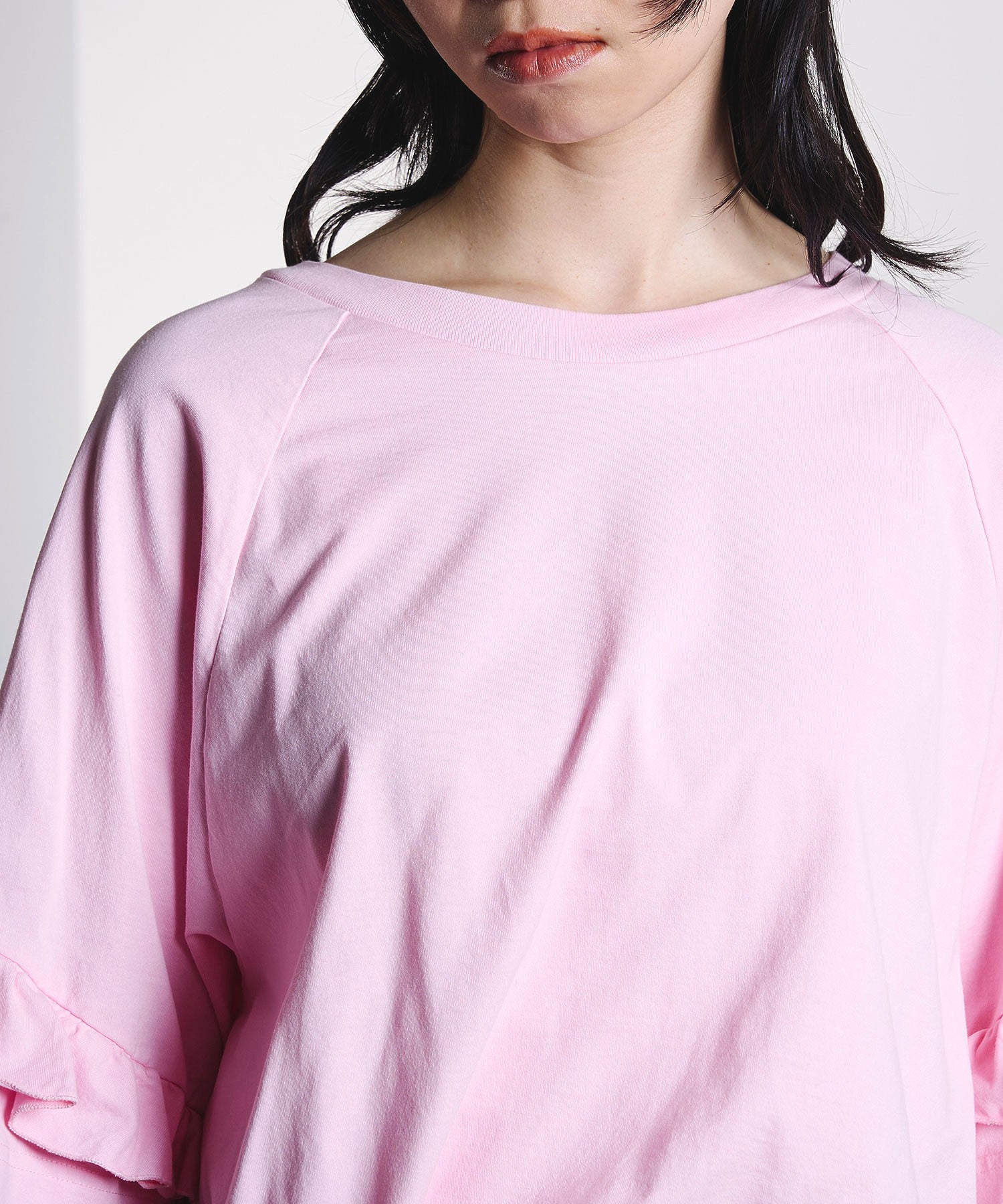 mici/BACK RAFFLE TEE