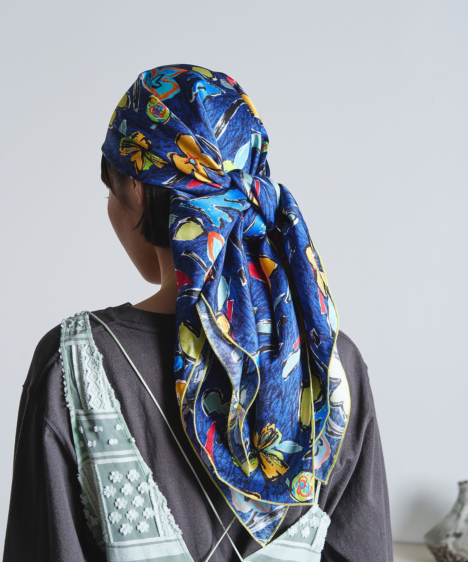 mici/PRINT SCARF