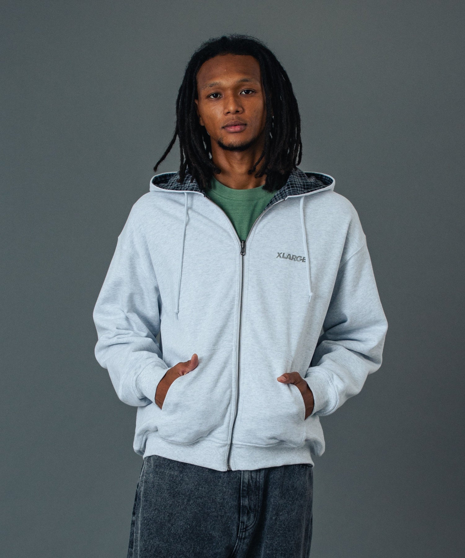 MODEL 身長185cm / 着用サイズ：Lサイズ