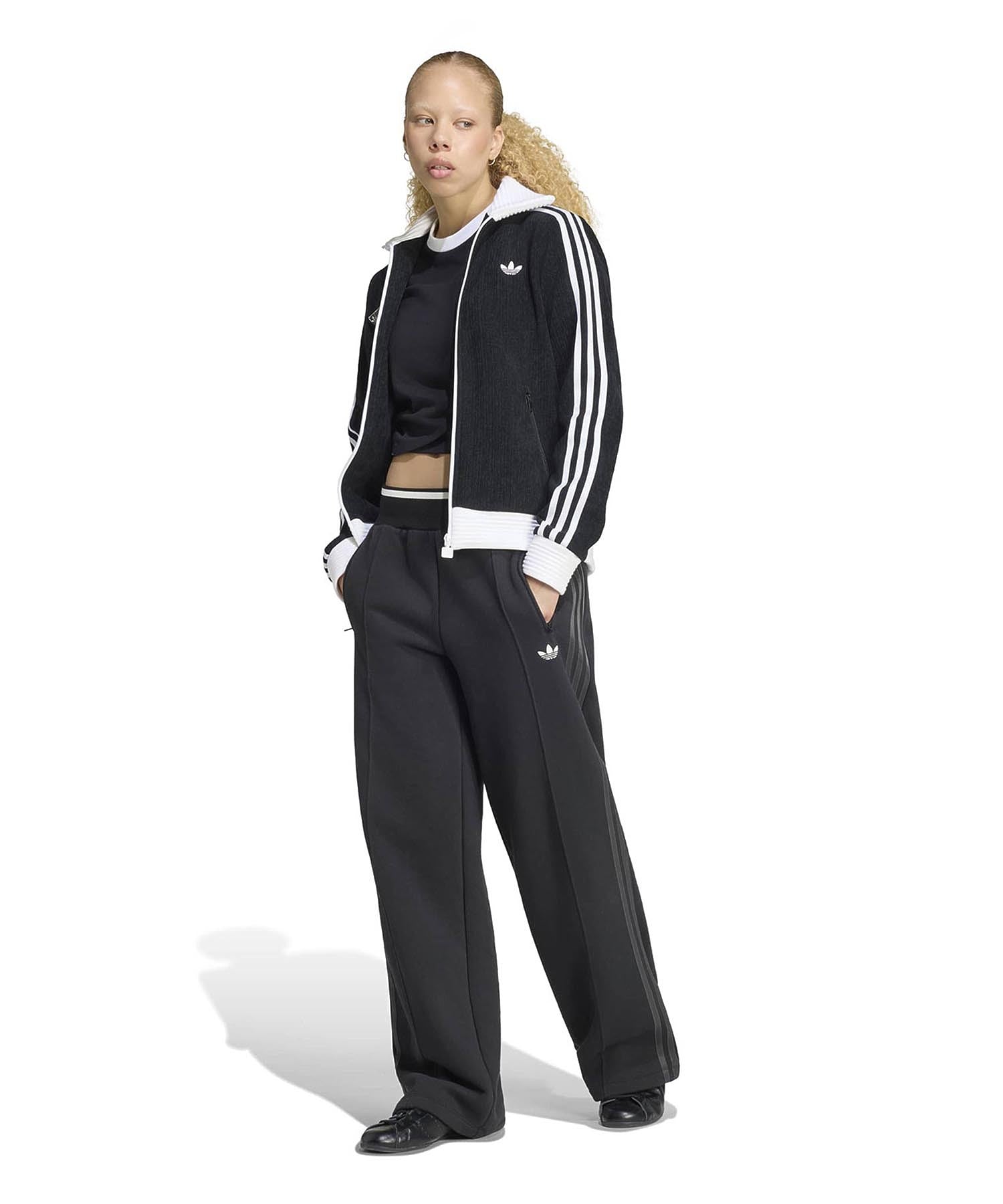 adidas Originals by JENNIE/ORI FAN OG TT