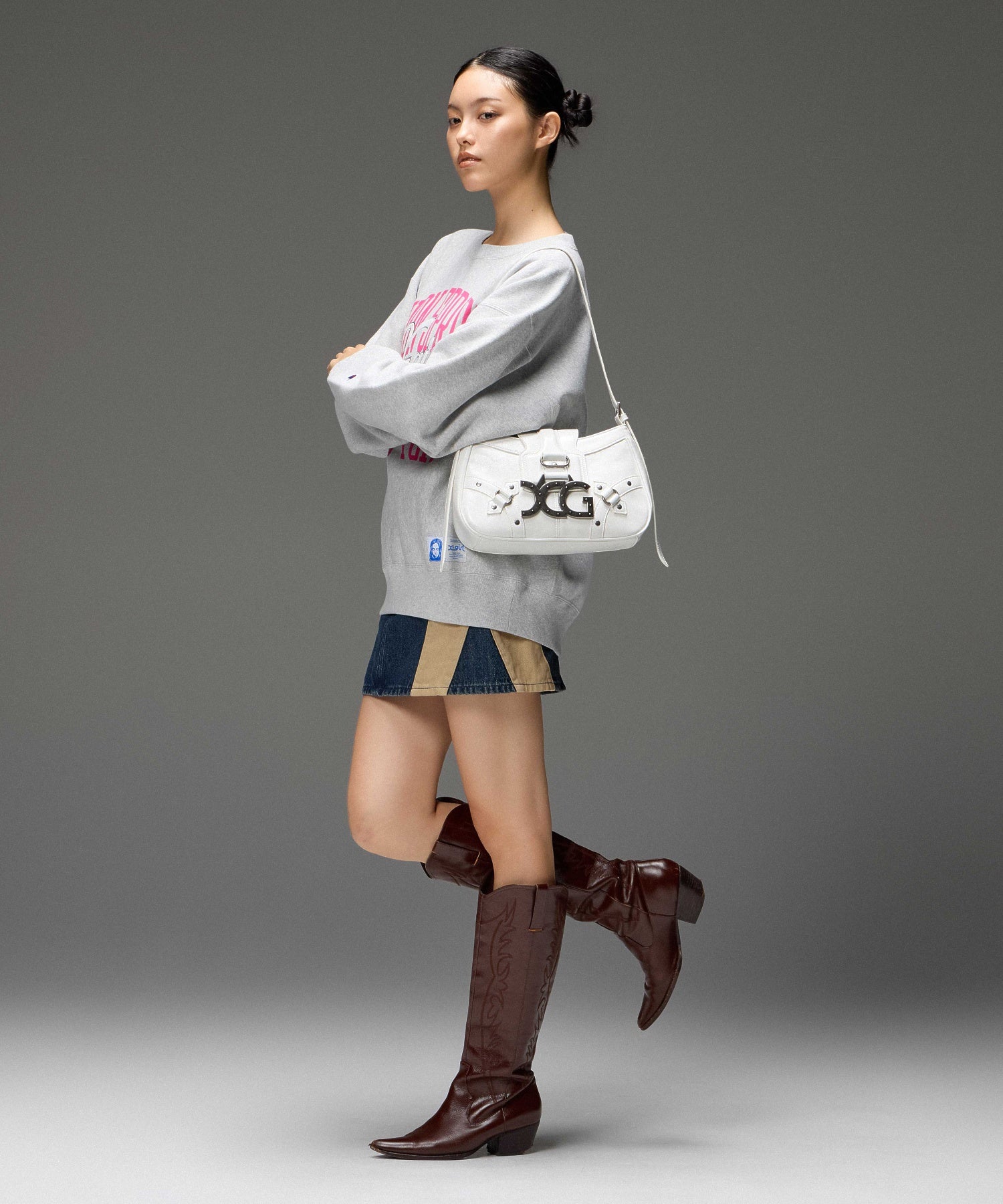 X-girl x Champion REVERSE WEAVE® PRINT AND PATCHED LOGO SWEATSHIRT