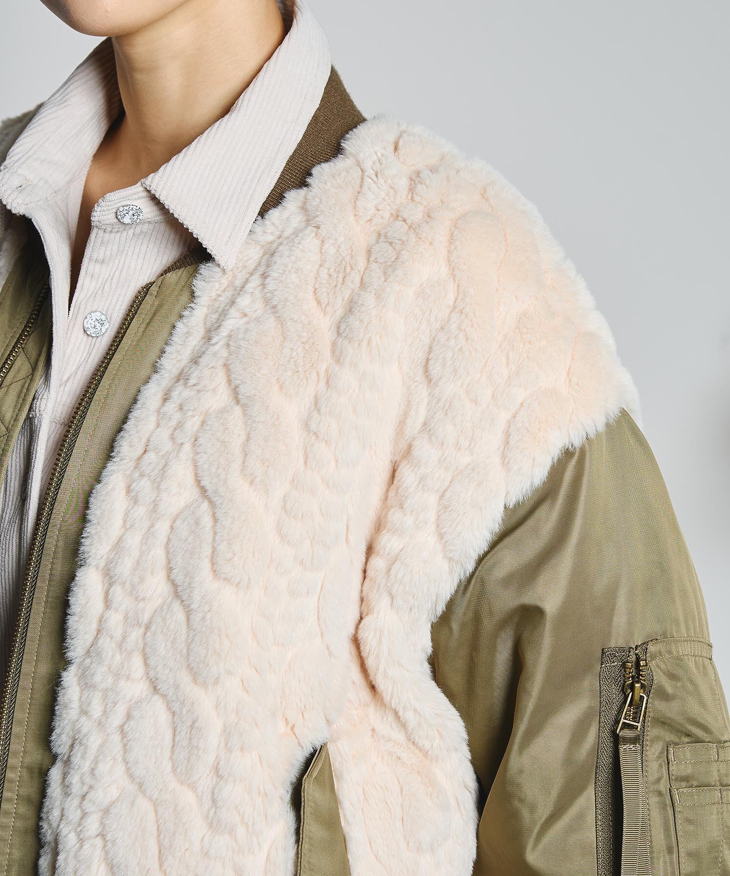 GENE HEAVENS/CABLE EMBOS/FAUX FUR MA1 JACKET