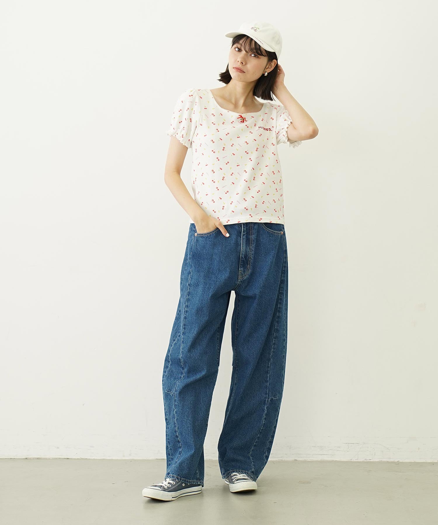 WIDE LEG DENIM PANTS