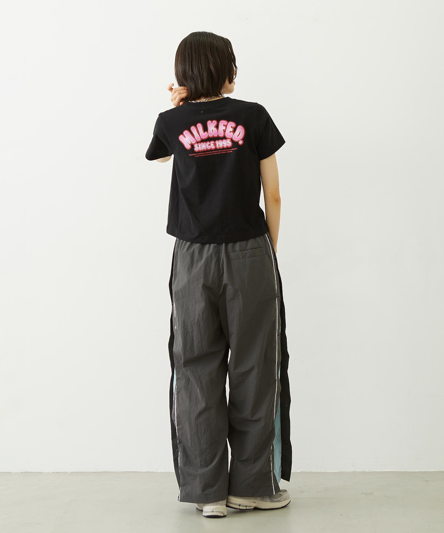 GRADIENT LOGO COMPACT S/S TEE