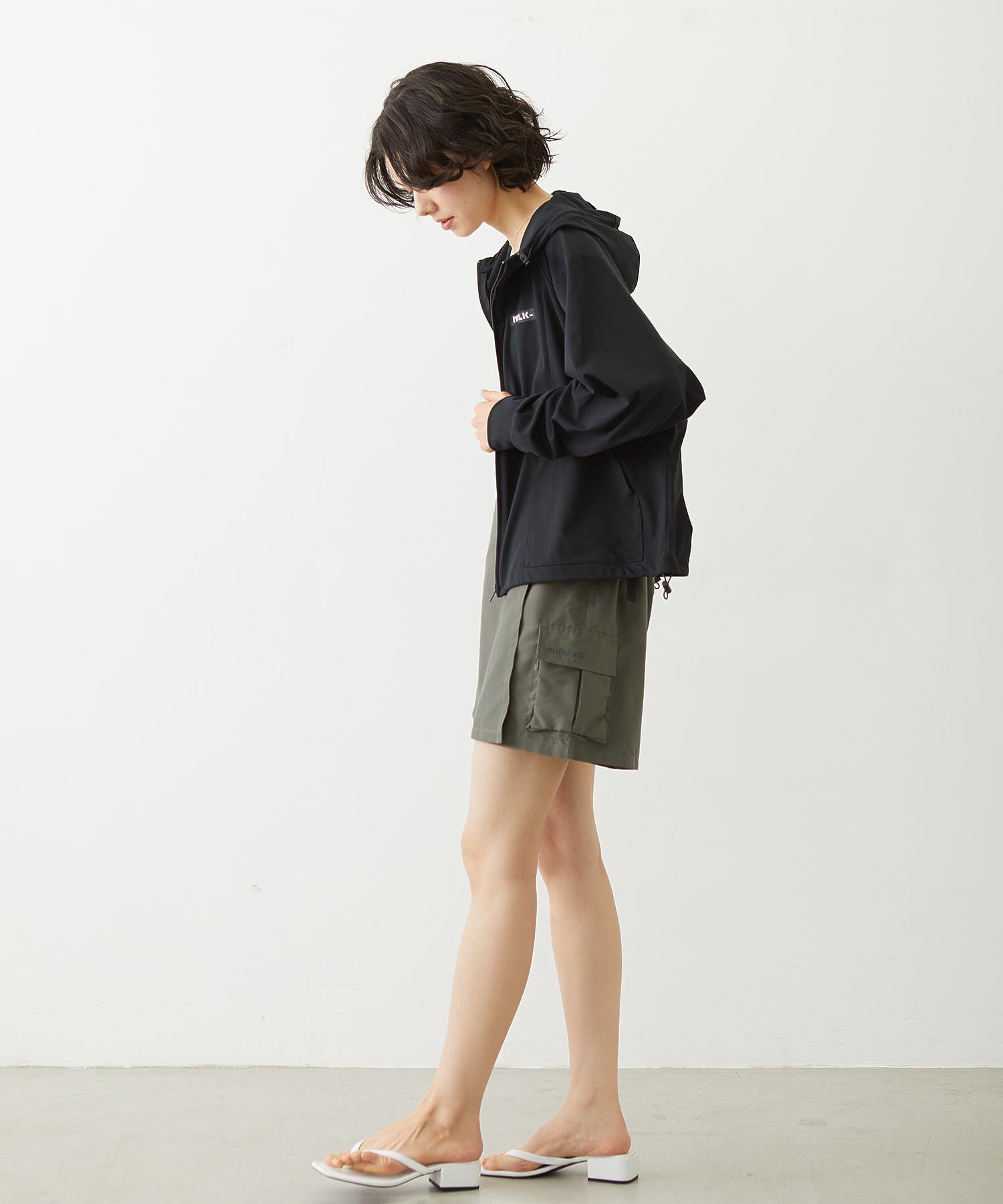 RASH GUARD ZIP HOODIE