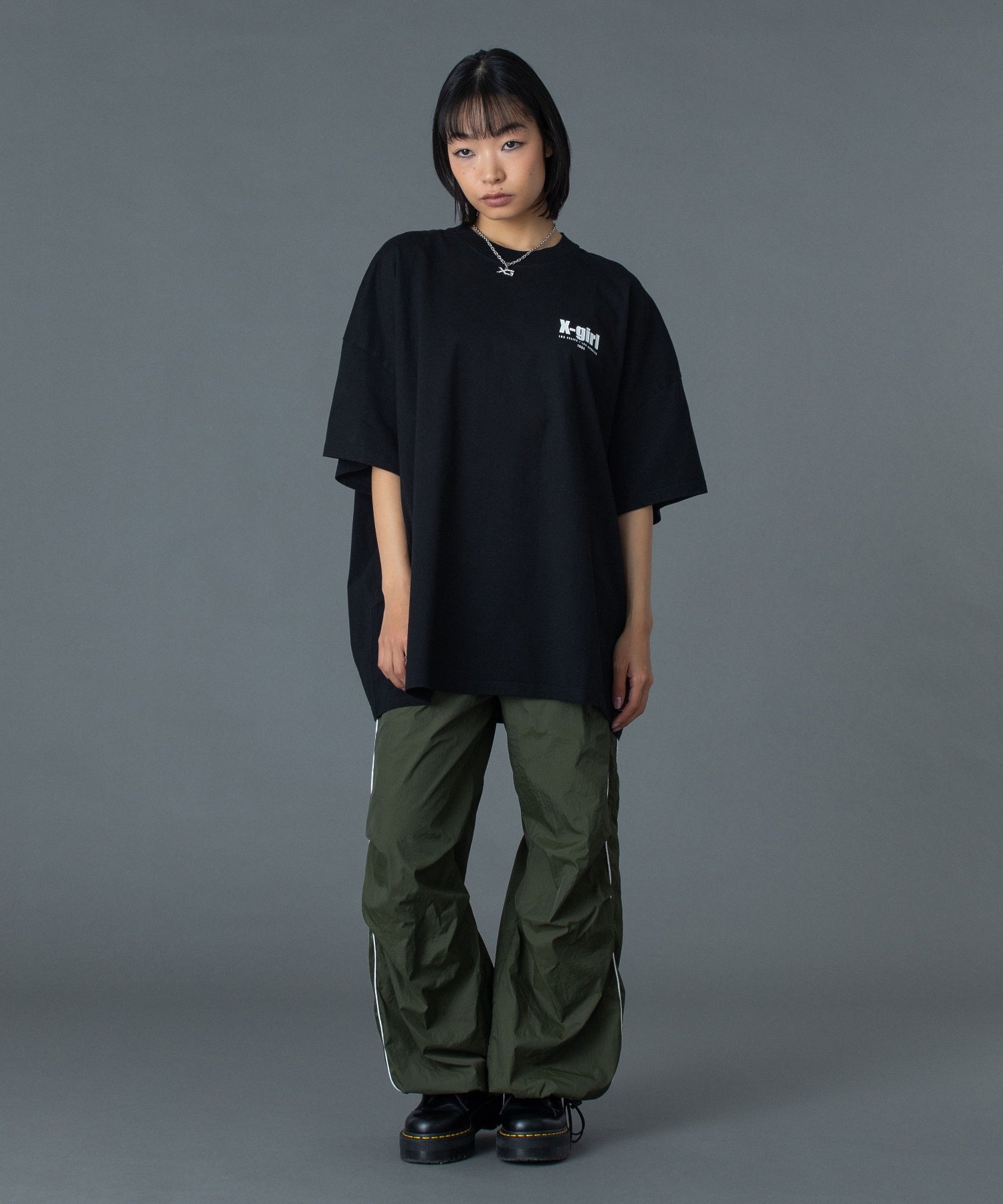 FACE LABEL TRACK PANTS