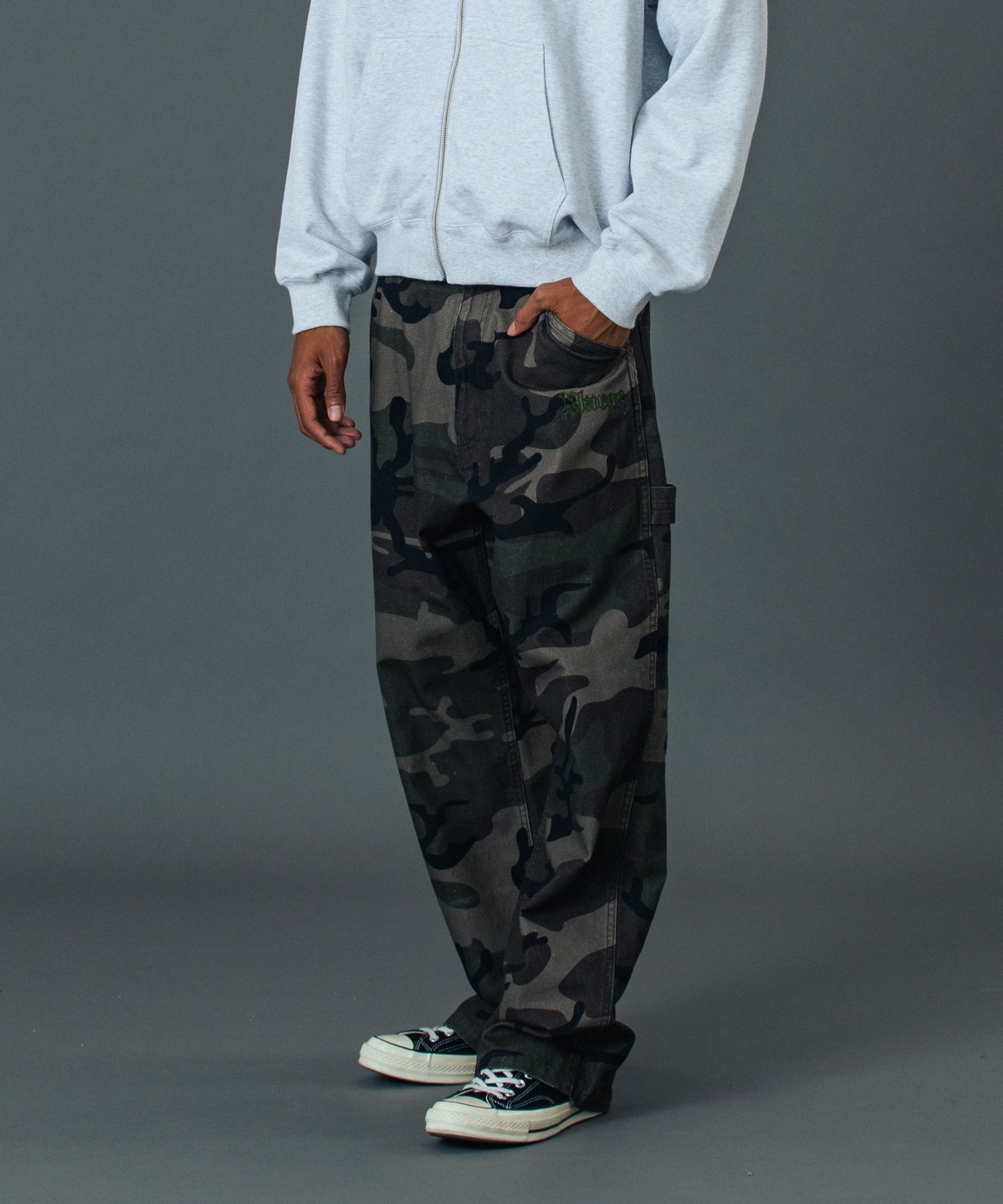 MODEL 身長185cm / 着用サイズ：34inch