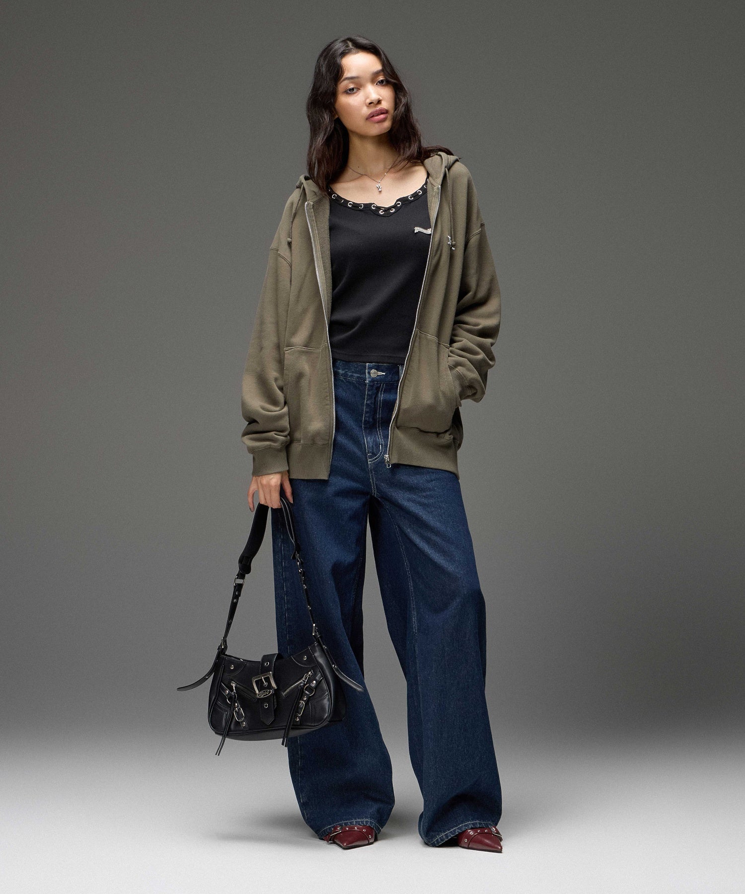 STRING COLLAR L/S COMPACT TOP