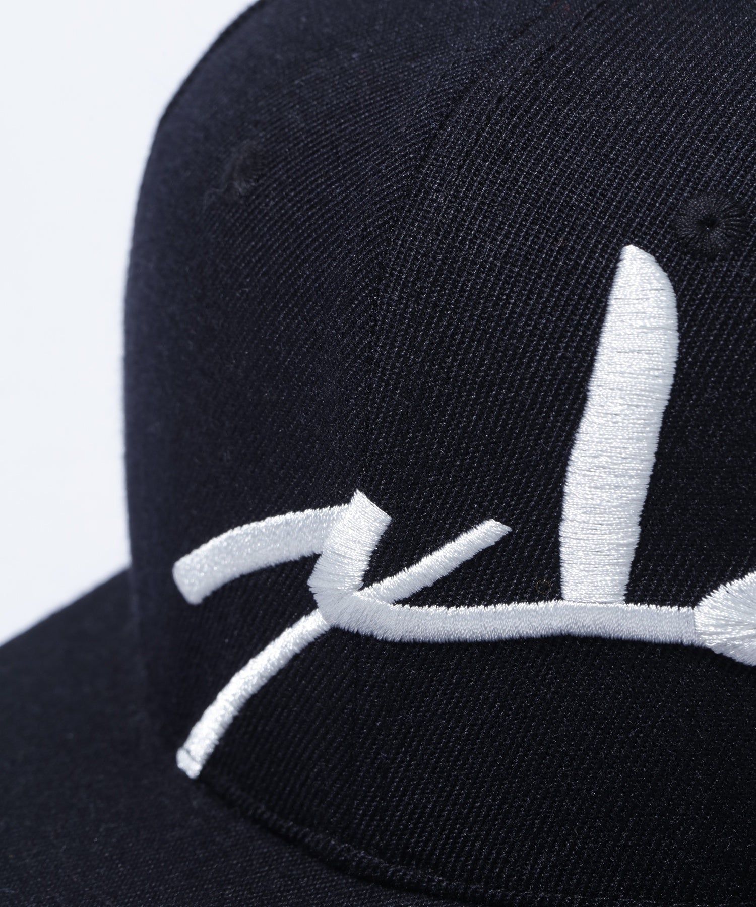 DISTORTION LOGO CAP