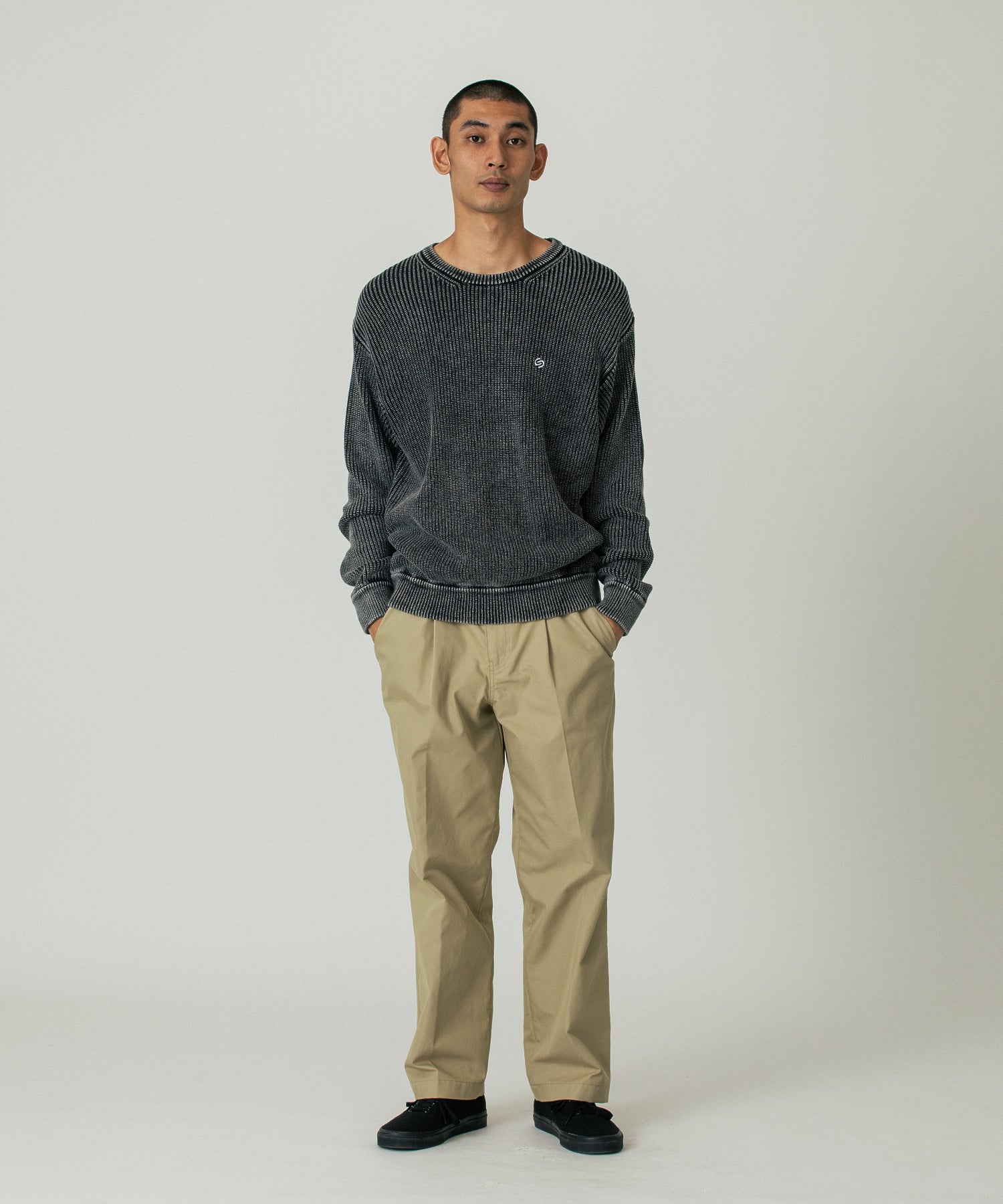 SULFUR DYED CREW NECK KNIT