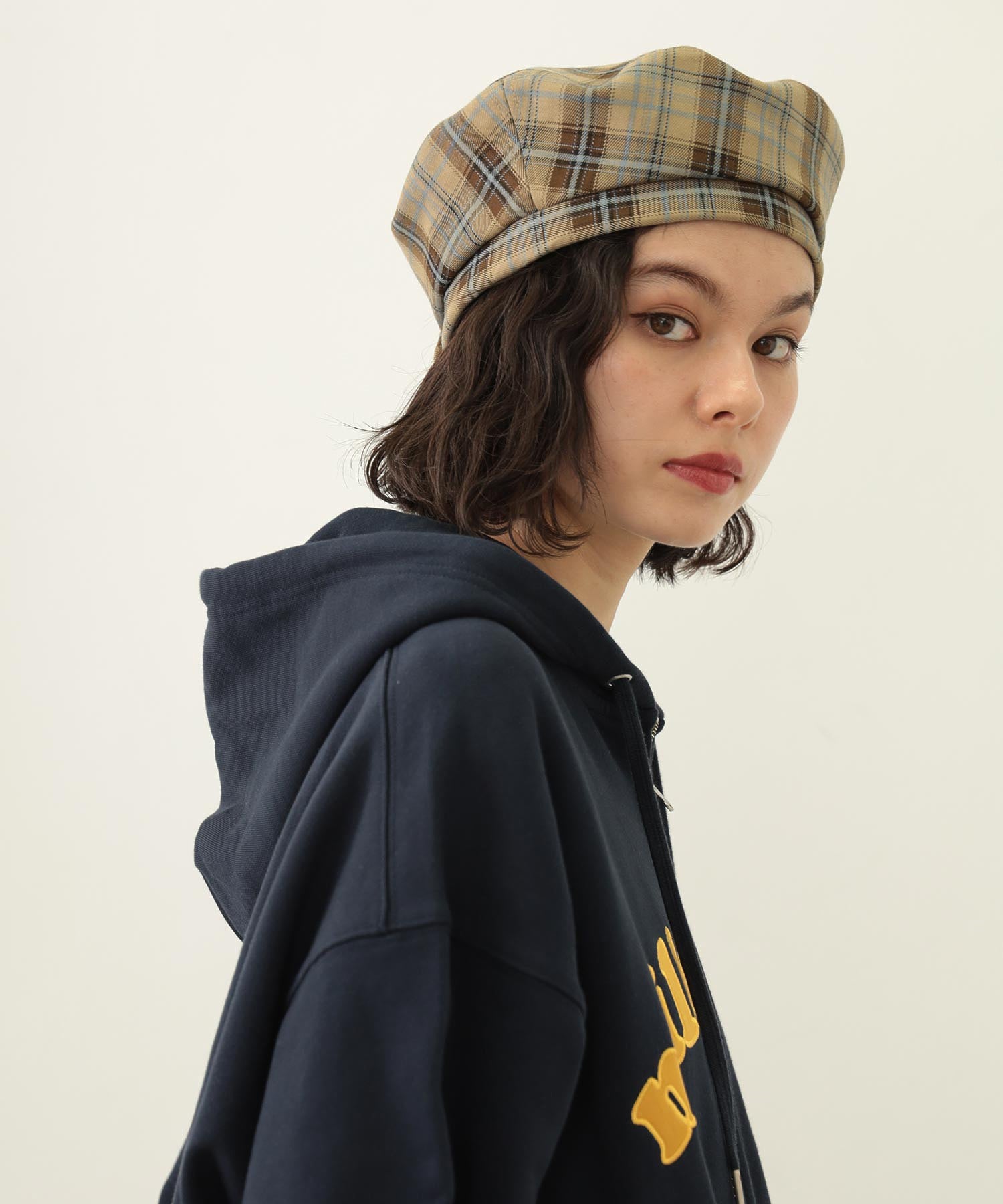 LOGO PLAID BERET