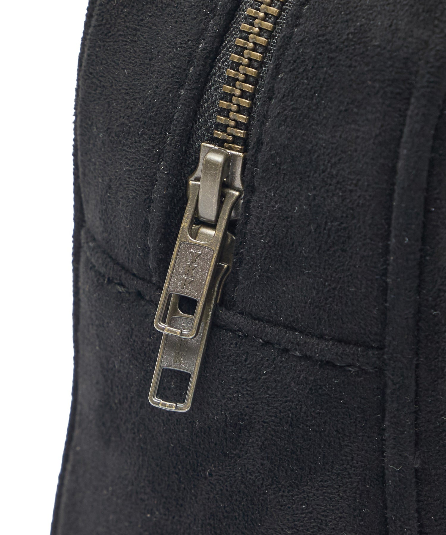 TONAL XG EMBLEM LANDSCAPE HANDBAG
