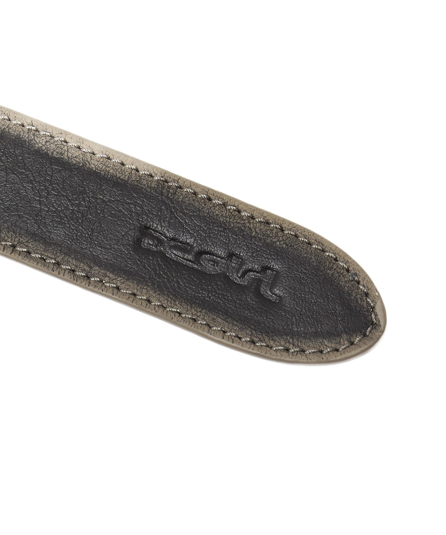 XG EMBLEM CLASP FAUX LEATHER BELT