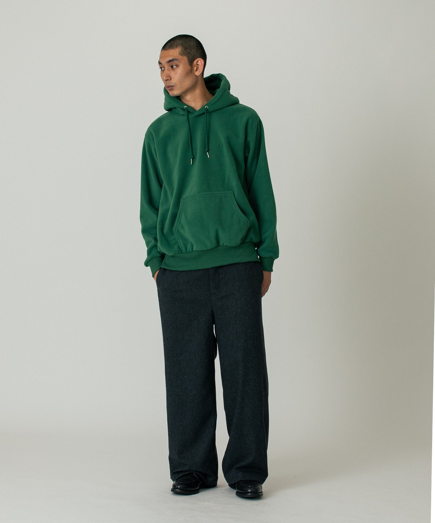 FLEECE SWEATSHIRT