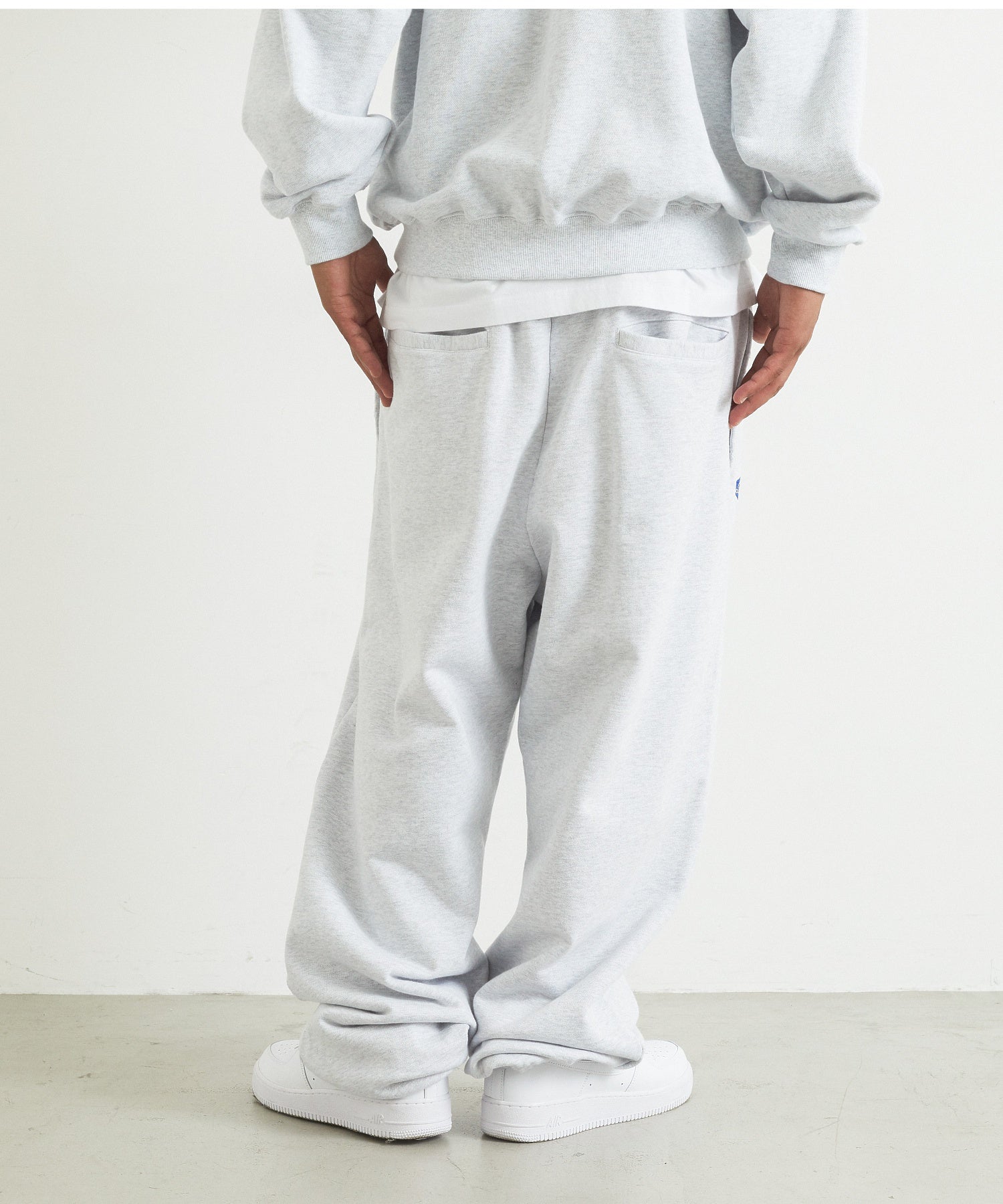 DAMAGED SWEAT PANTS