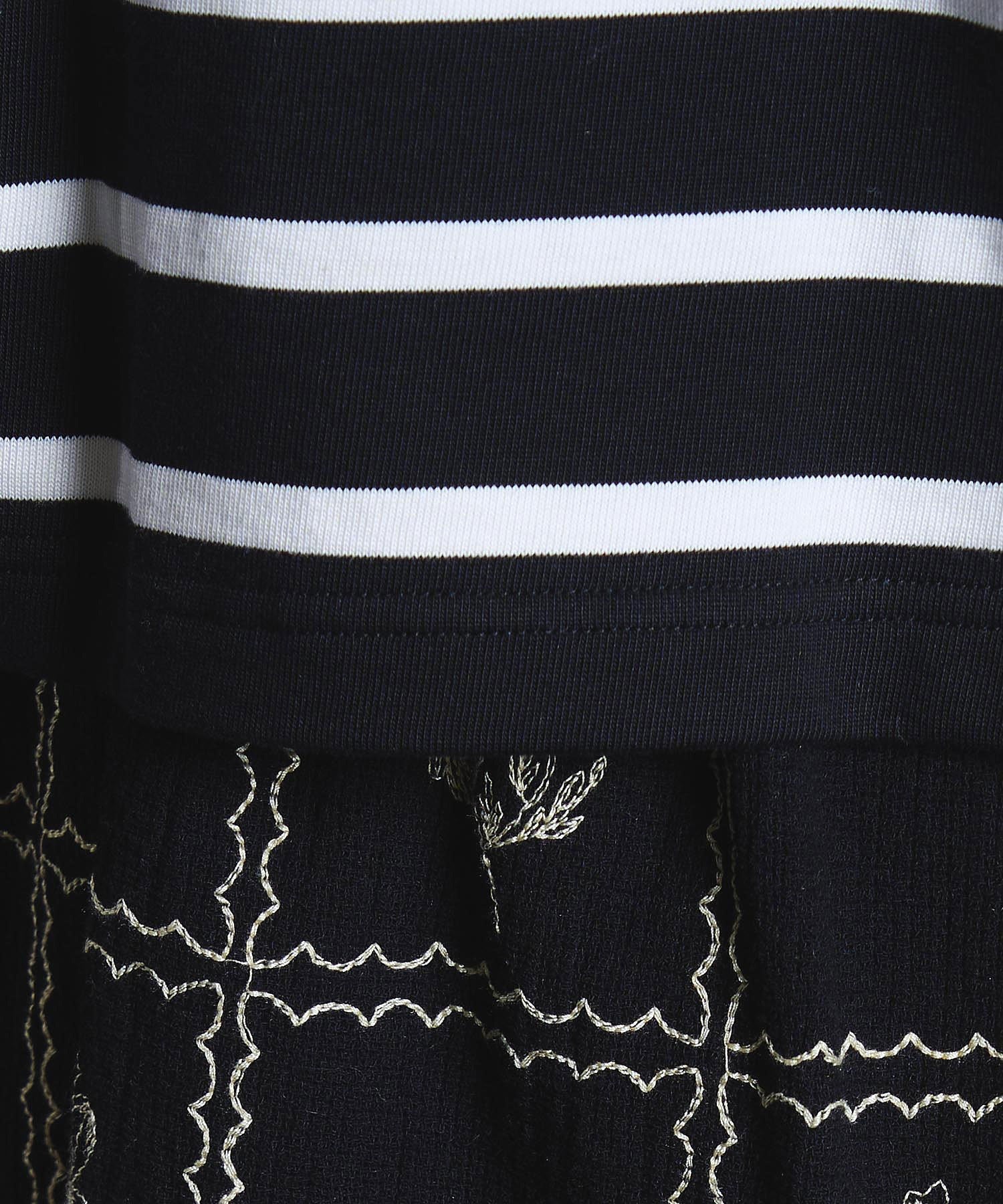 mag.by c/FRILL STRIPE L/S TOP