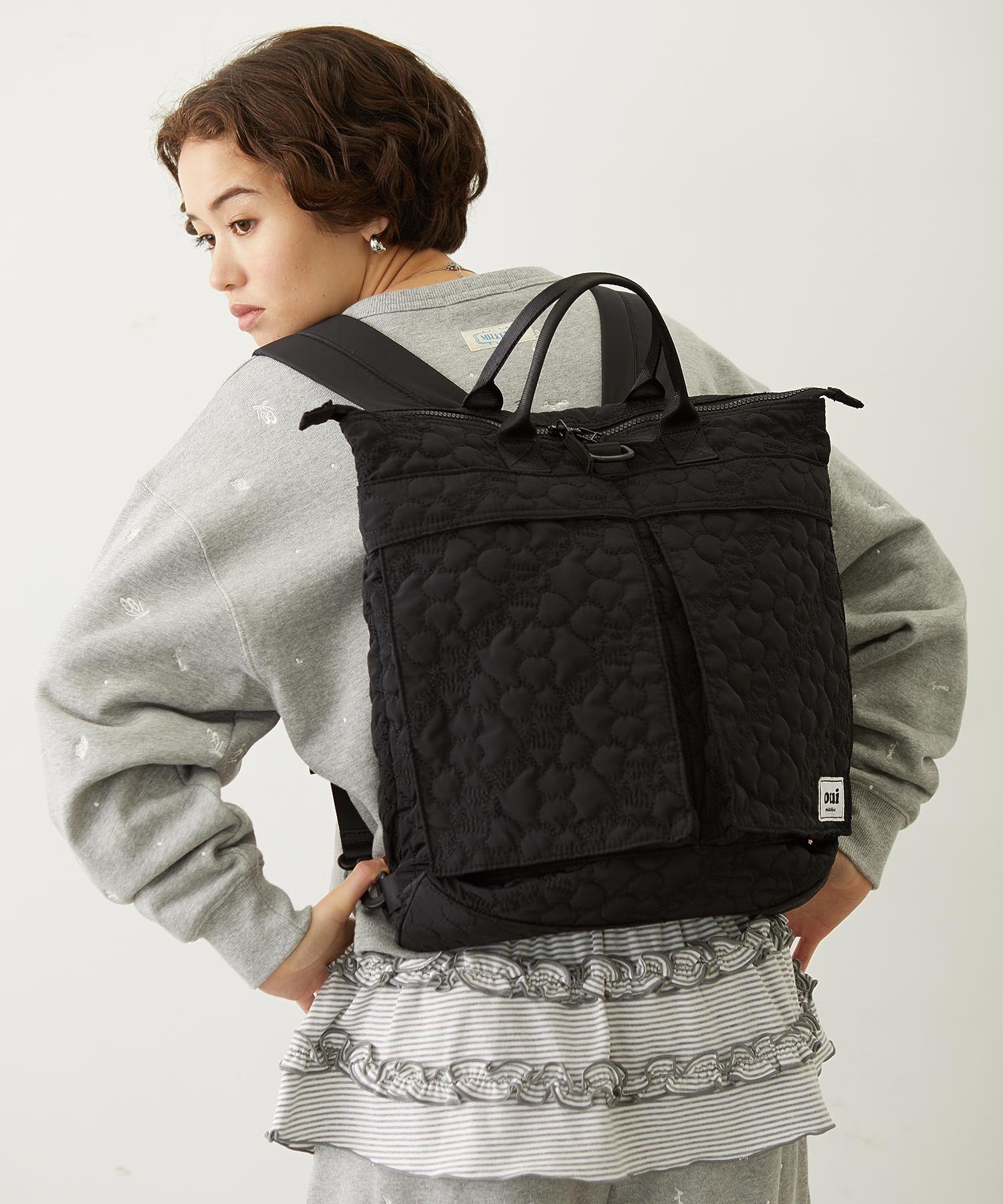 CHERRY QUILTED HELMET BAG