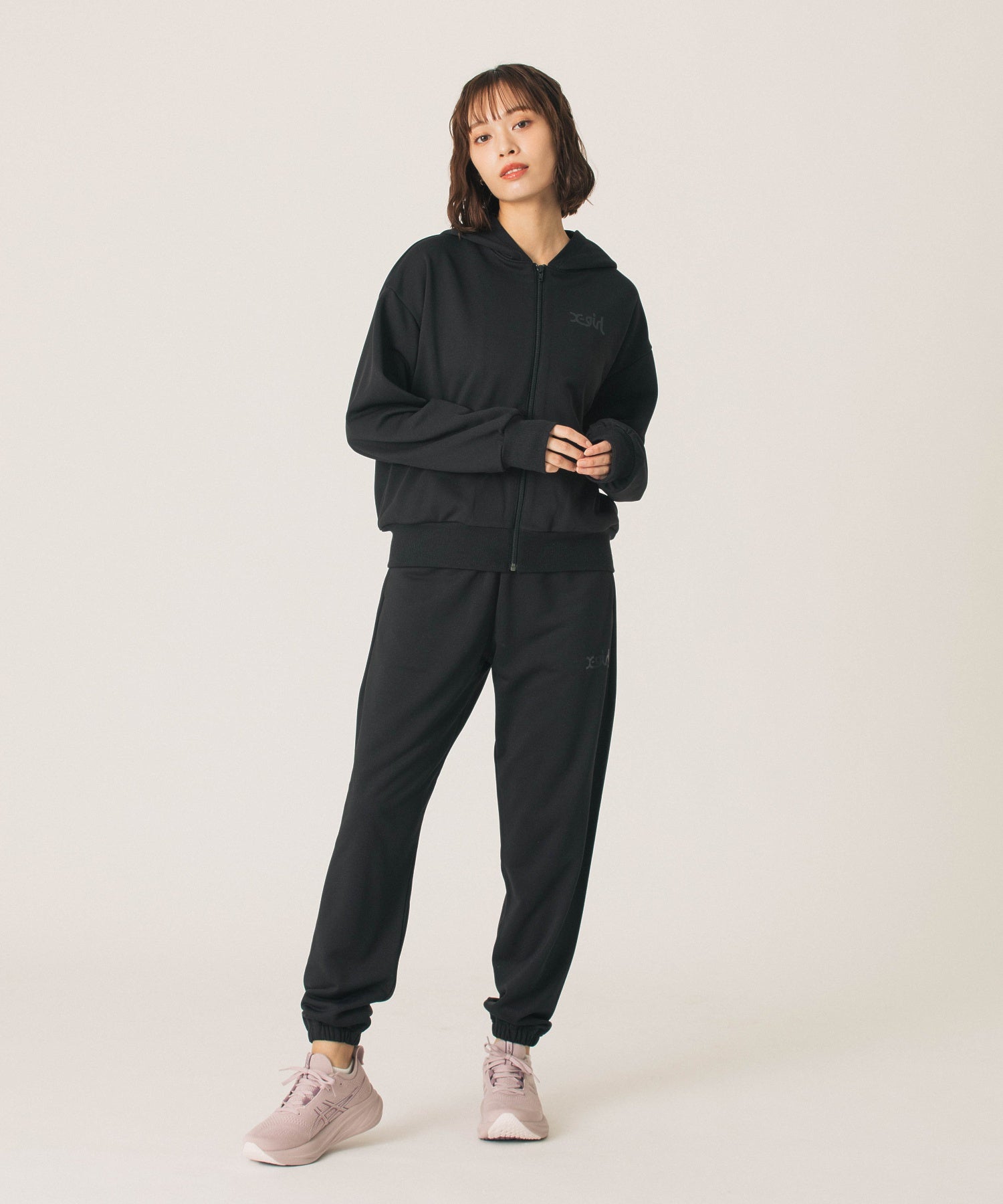 SWEAT PANTS
