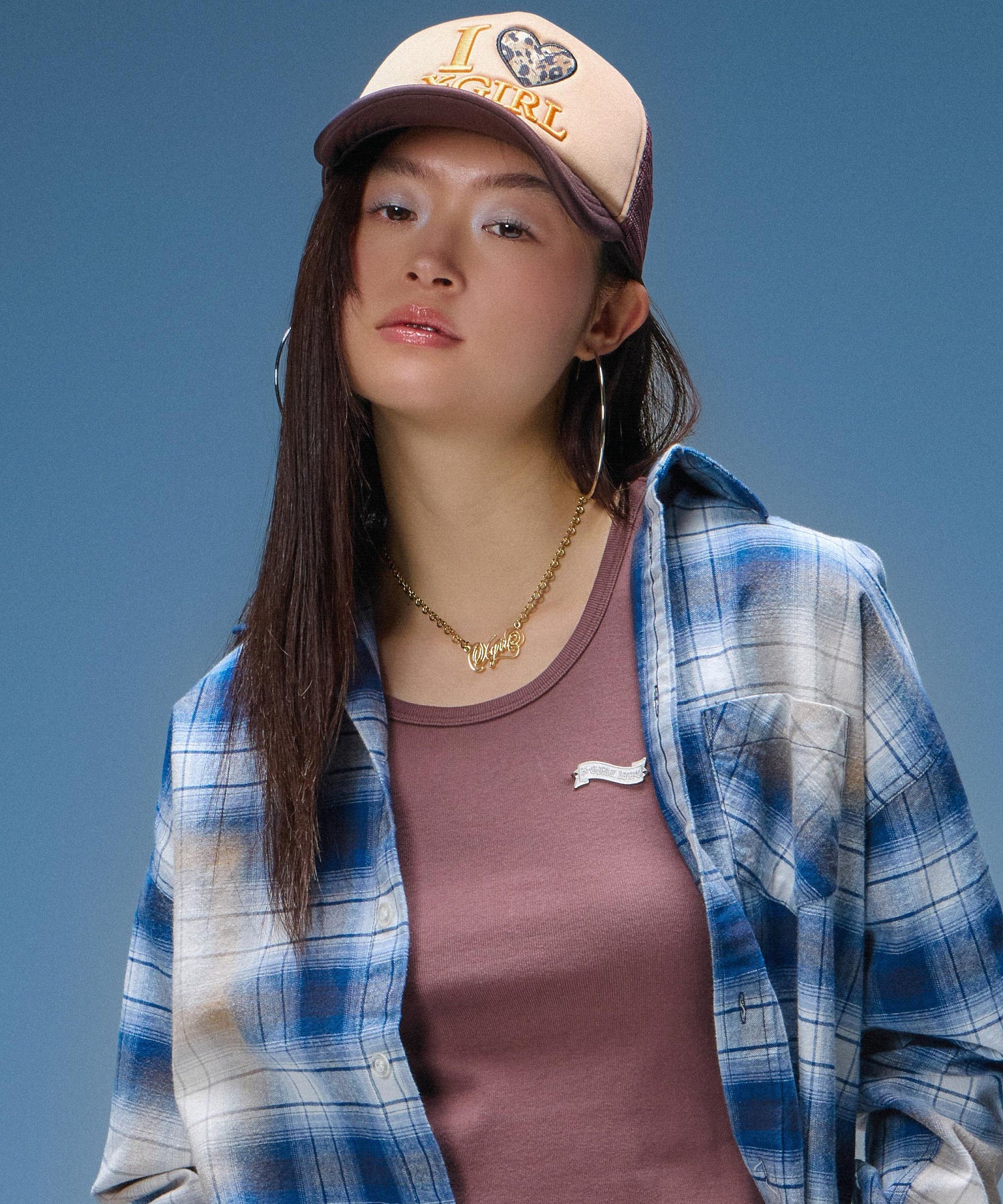 SCRIPT LOGO CHARM NECKLACE