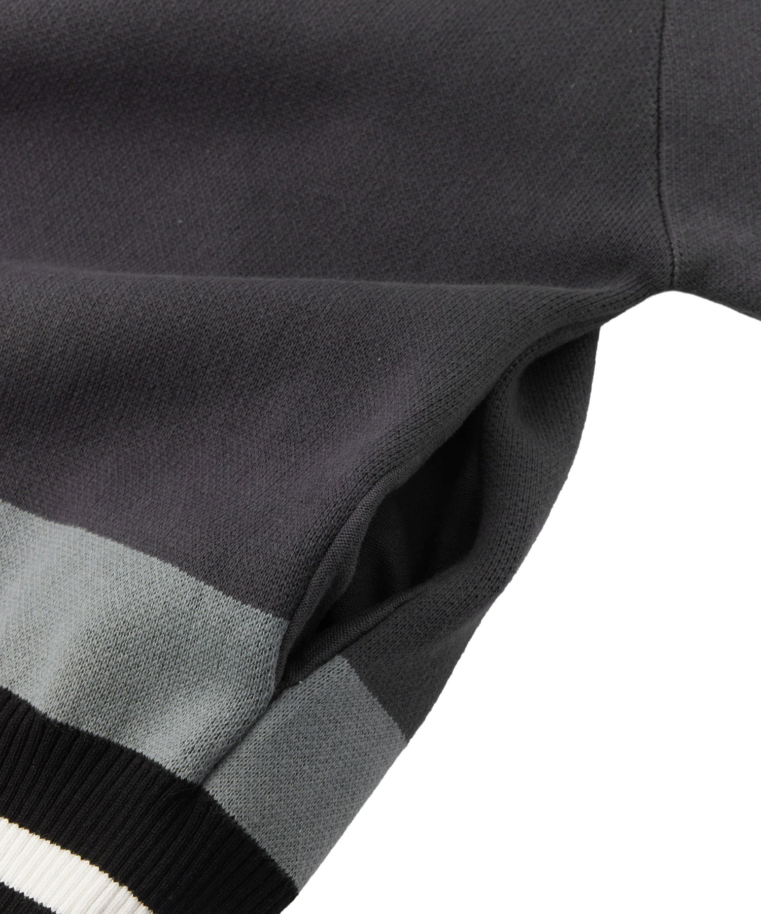 NUMBER AND LOGO JACQUARD ZIP UP KNIT TOP