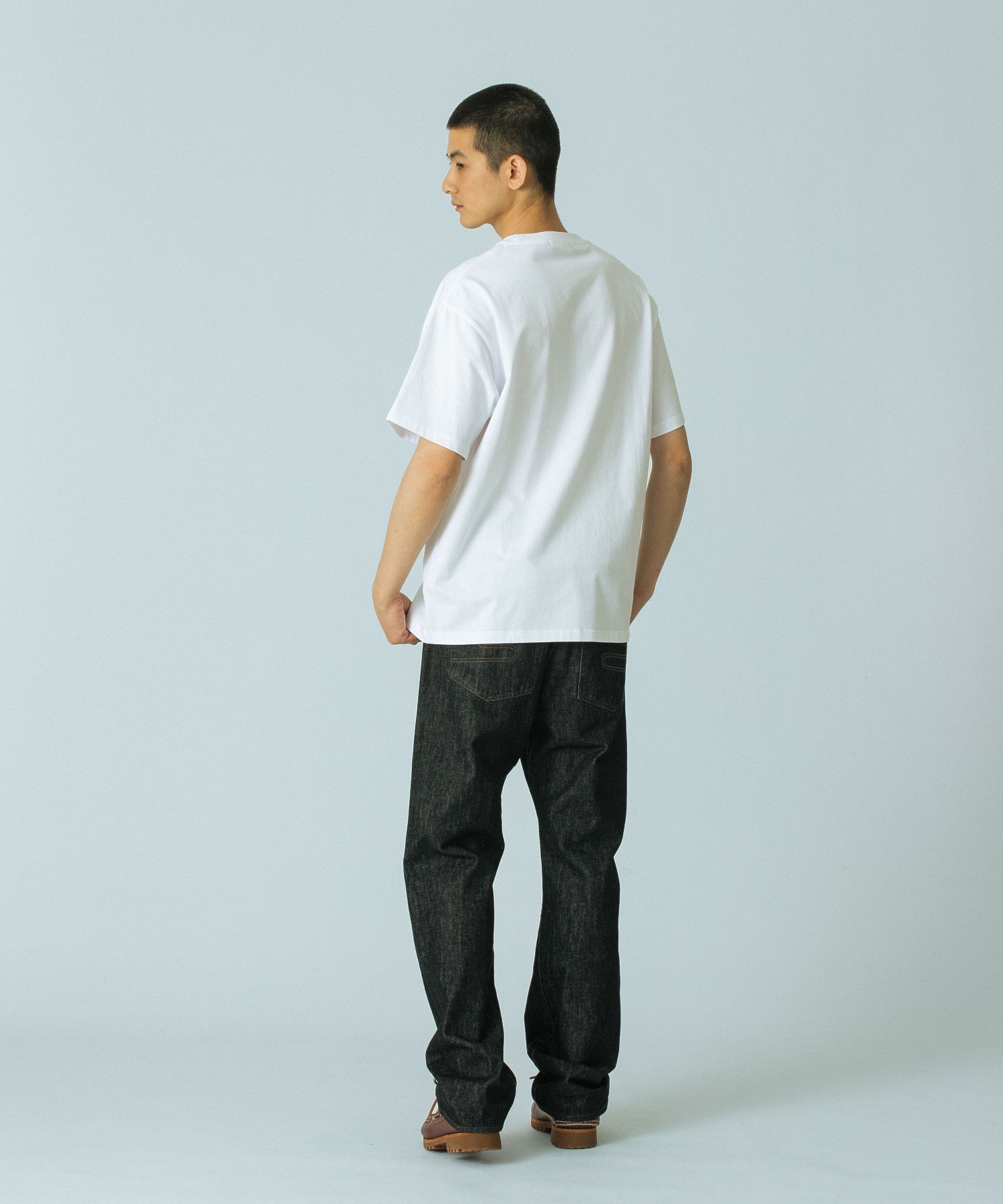 model：H183 着用サイズ：L