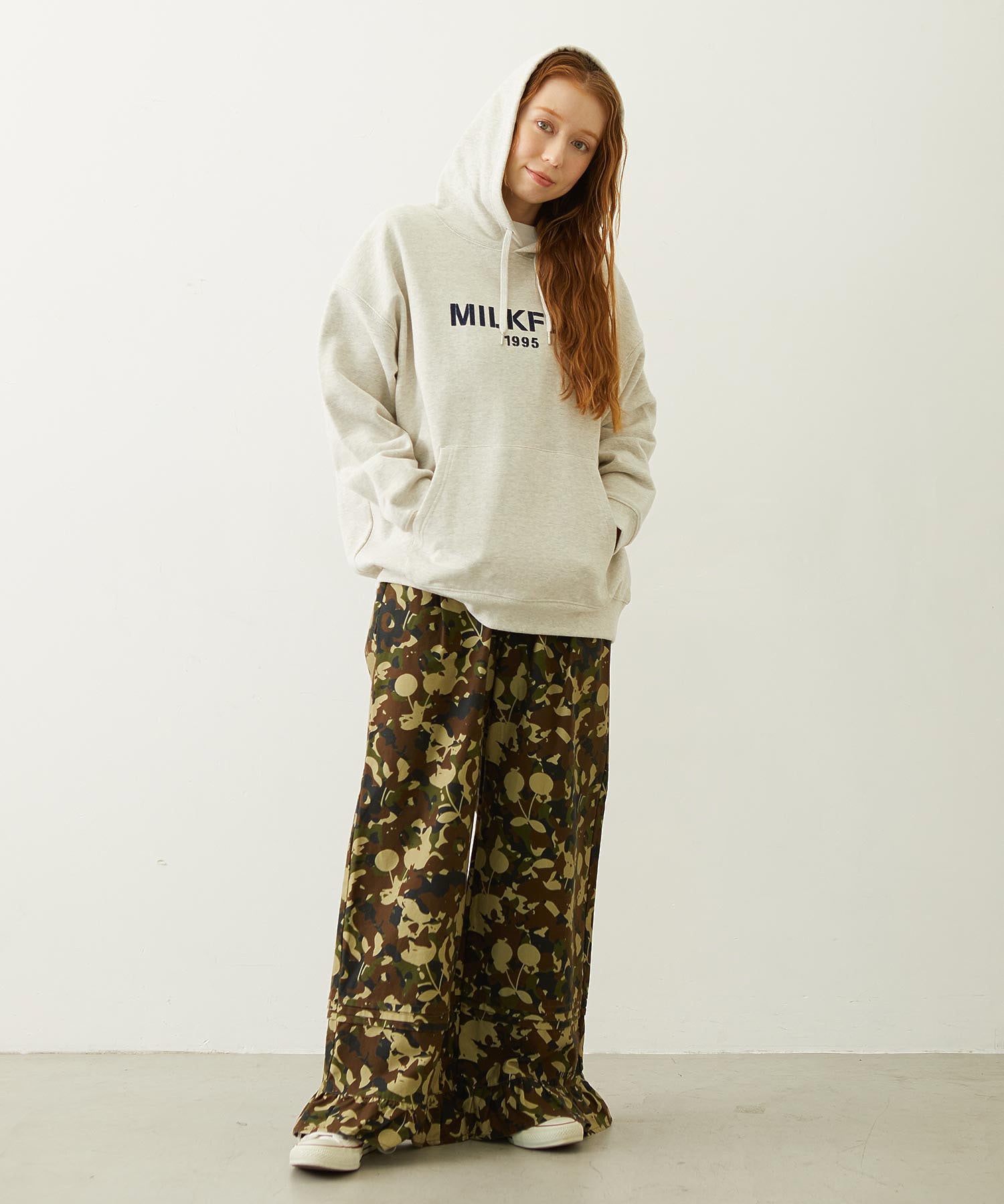 FRILL HEM CAMO PANTS