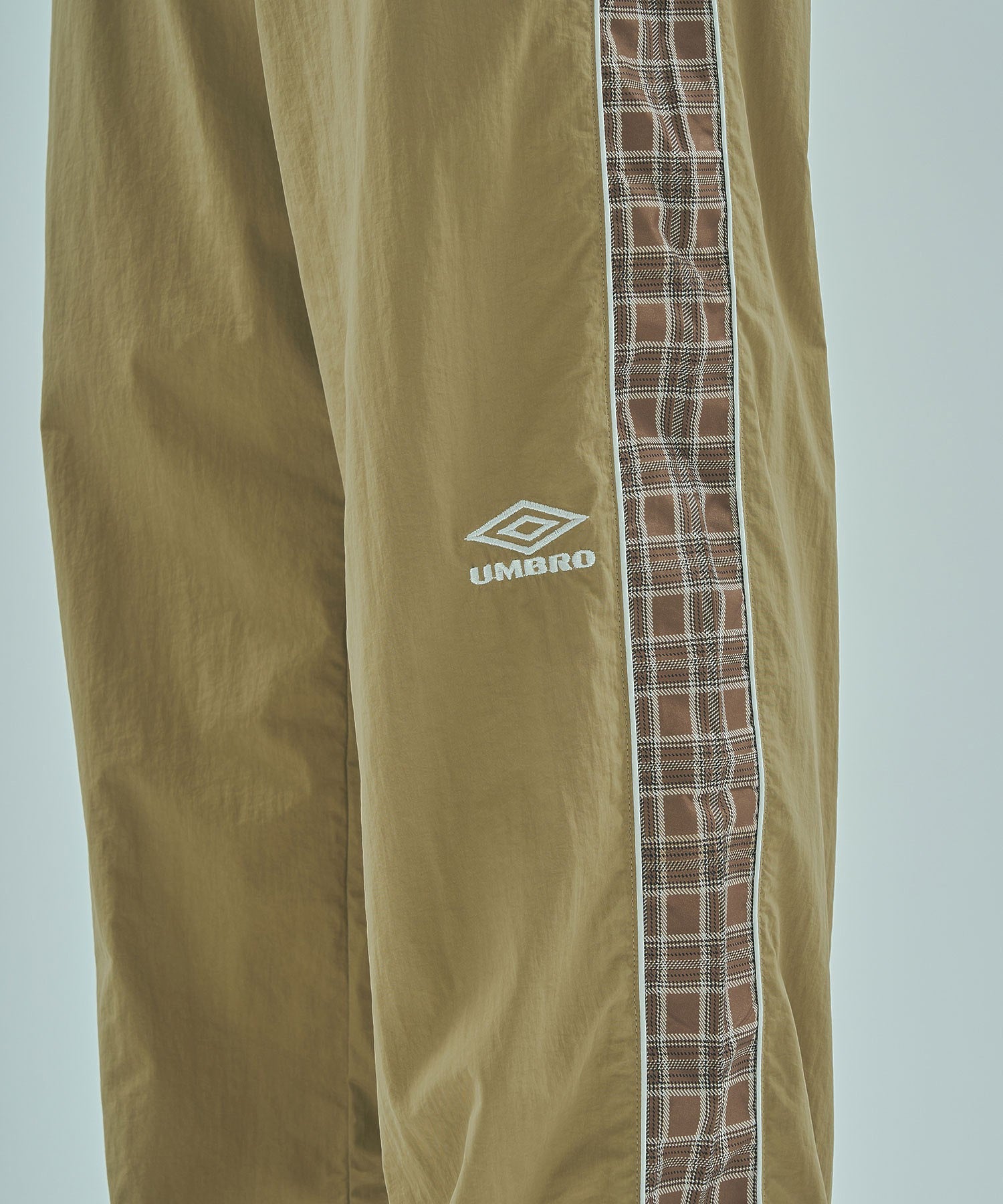 UMBRO × ROSE BUD/NYLON PANTS